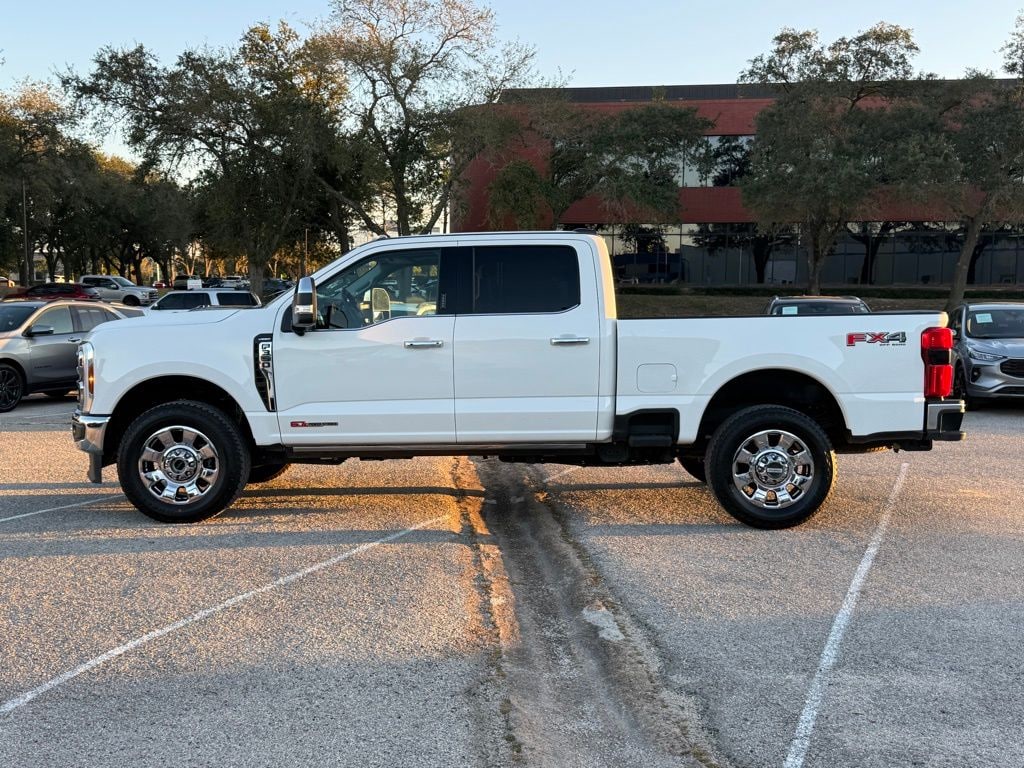 Used 2024 Ford F-350SD Lariat Truck