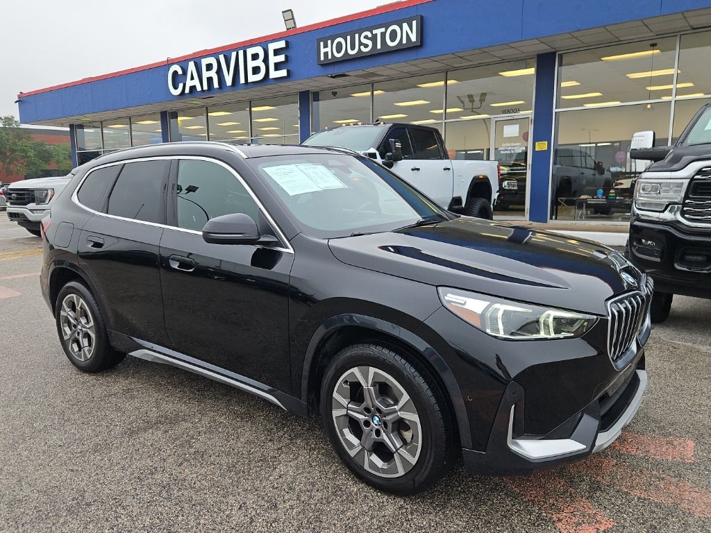 2025 BMW X1 xDrive28i's photo