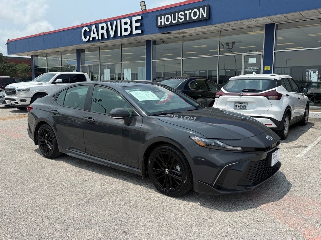 Used 2025 Toyota Camry SE Sedan