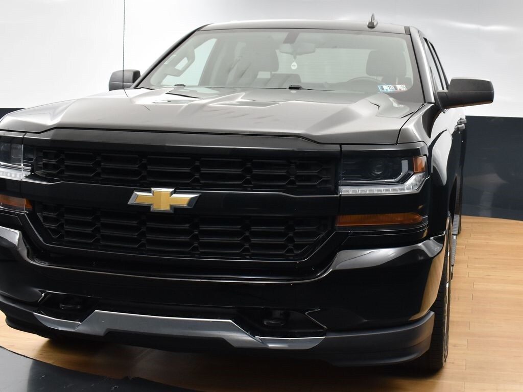 Used 2018 Chevrolet Silverado 1500 Custom with VIN 1GCVKPEC2JZ261445 for sale in Trooper, PA