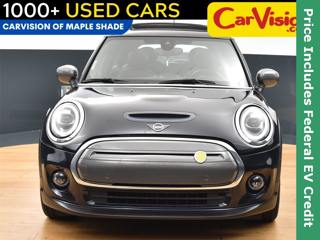 Used 2021 MINI Hardtop 2 Door SE with VIN WMWXP3C04M2N48551 for sale in Trooper, PA