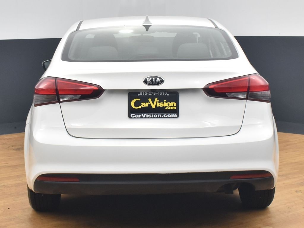 Used 2018 Kia FORTE LX with VIN 3KPFK4A78JE273445 for sale in Trooper, PA