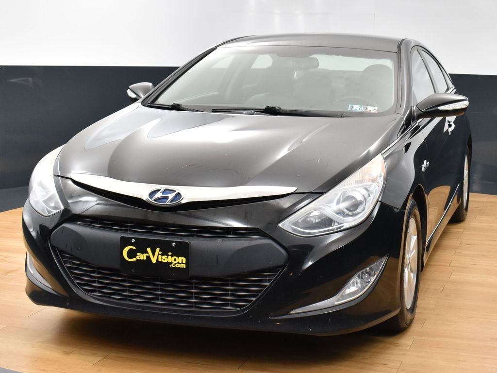 Used 2015 Hyundai Sonata Hybrid Base with VIN KMHEC4A49FA139290 for sale in Trooper, PA