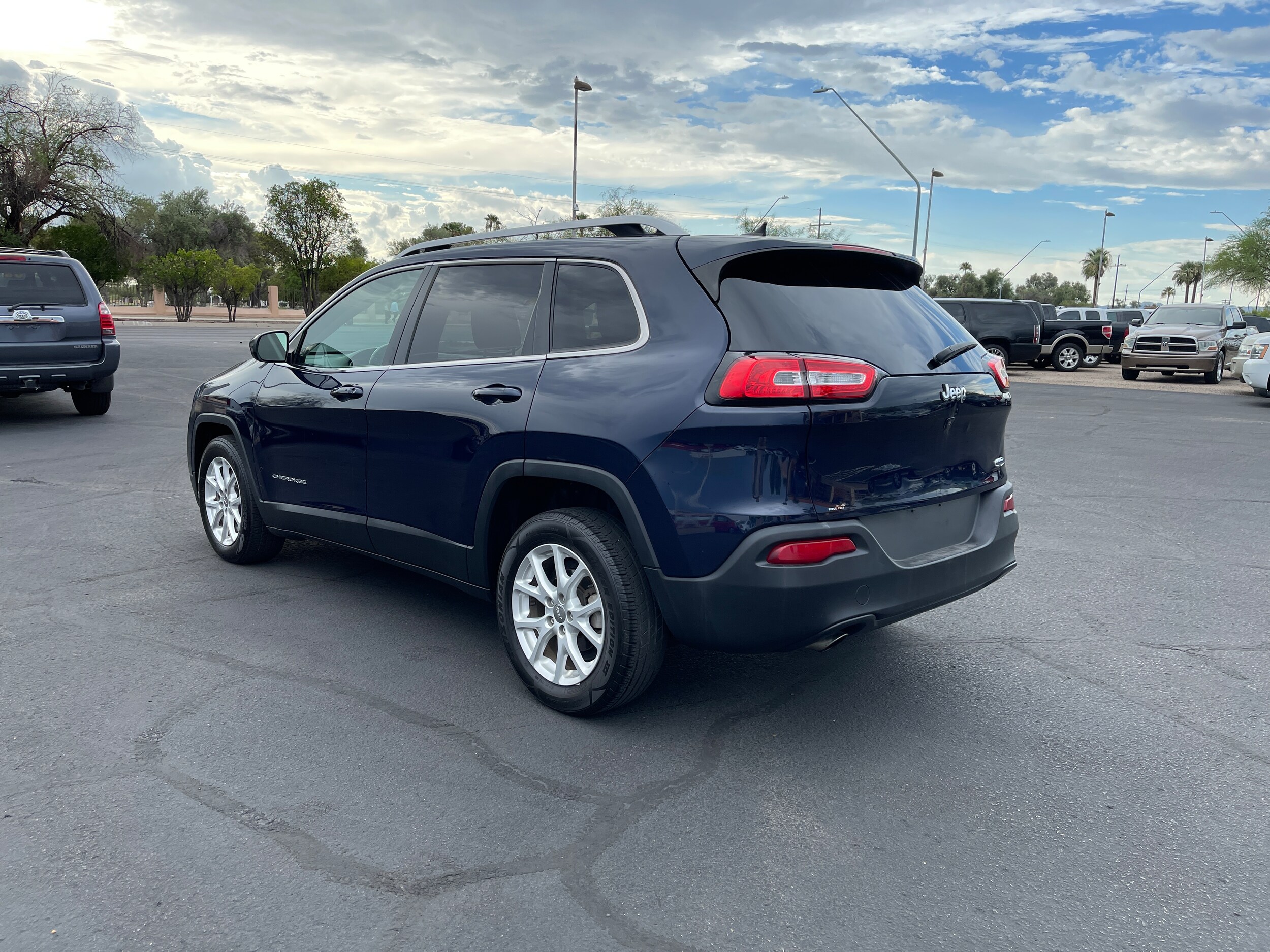2014 Jeep Cherokee Latitude photo 3