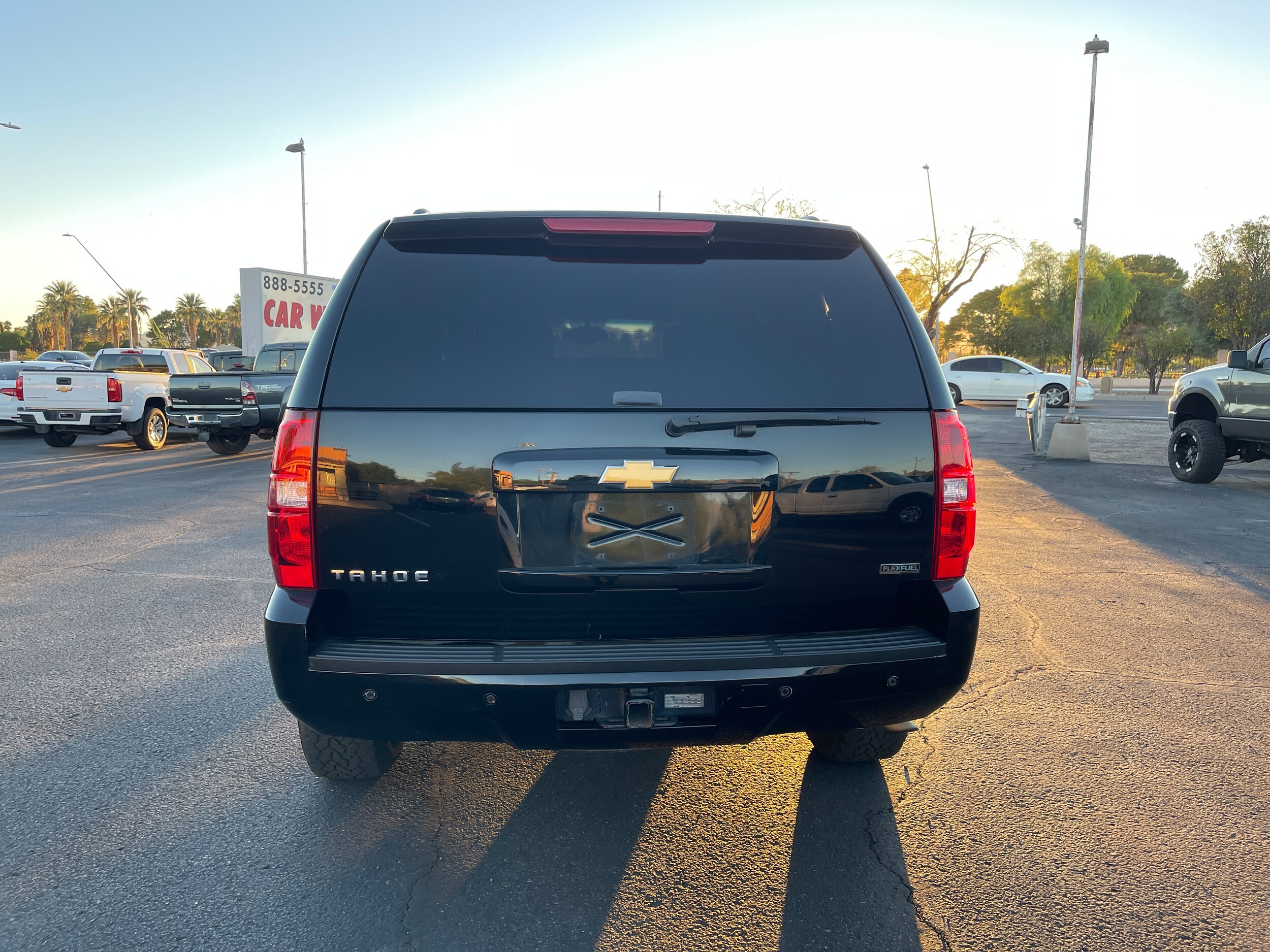 2012 Chevrolet Tahoe LT photo 2