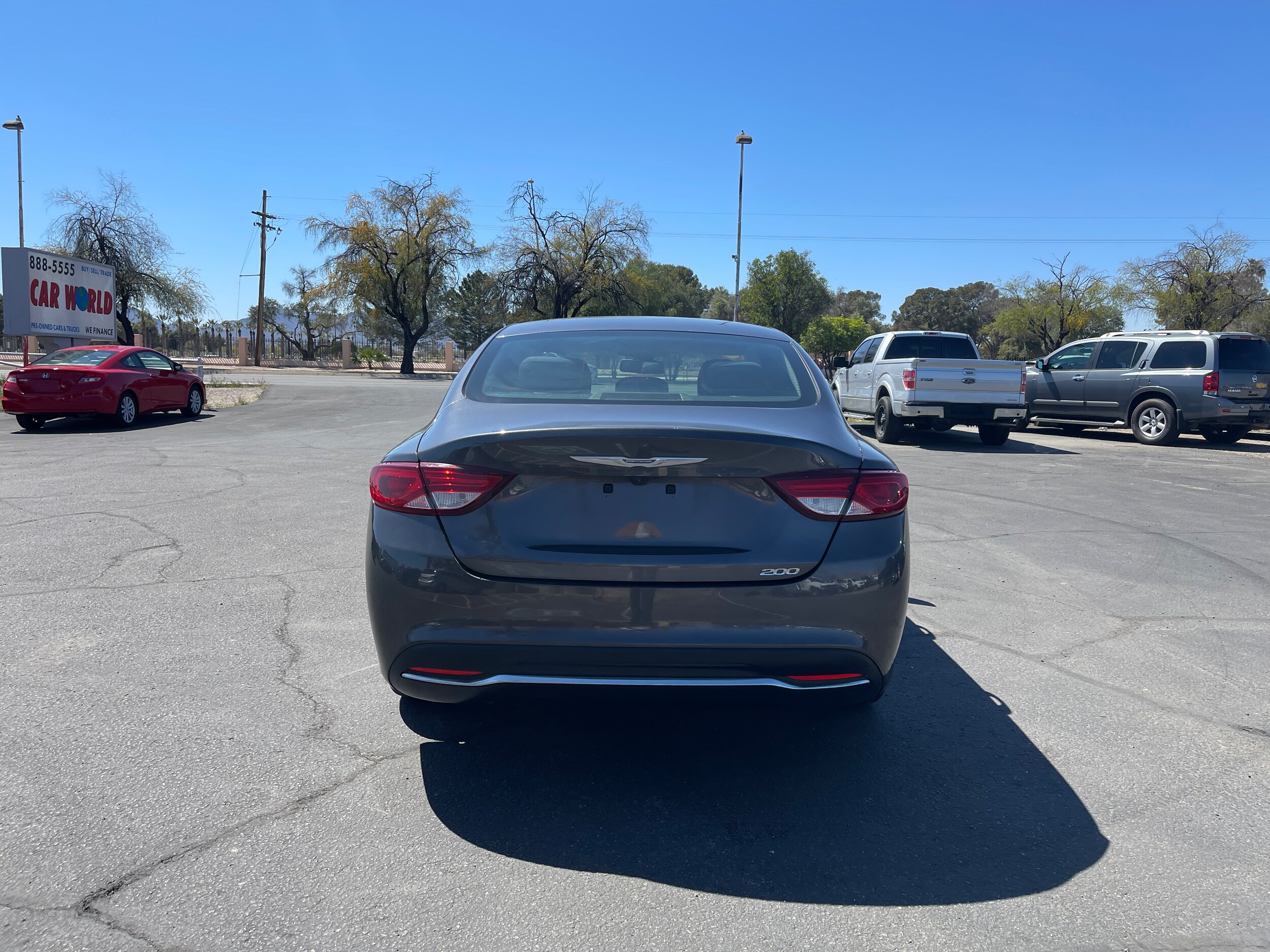 2016 Chrysler 200 Limited photo 4