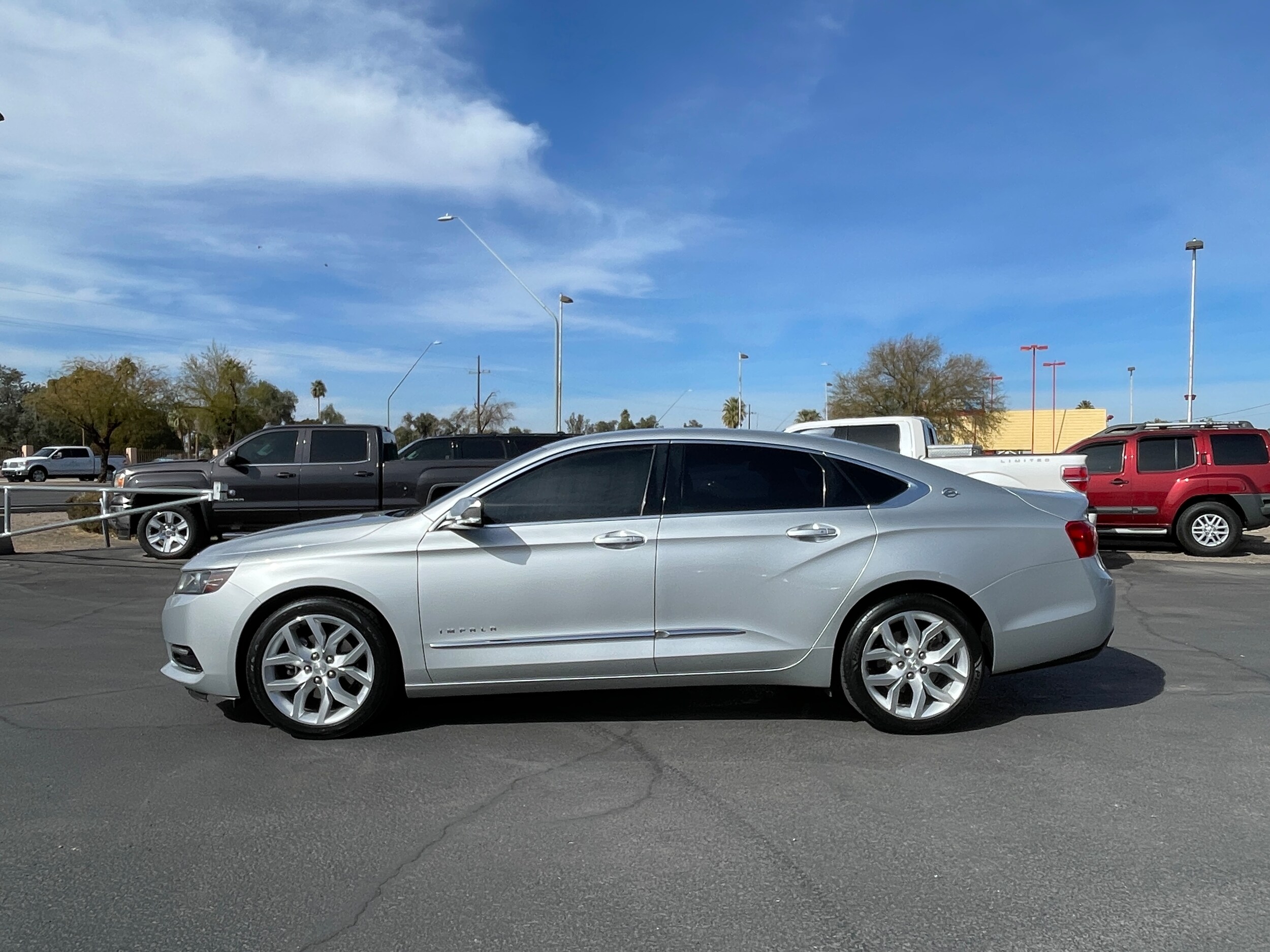 2018 Chevrolet Impala Premier photo 2