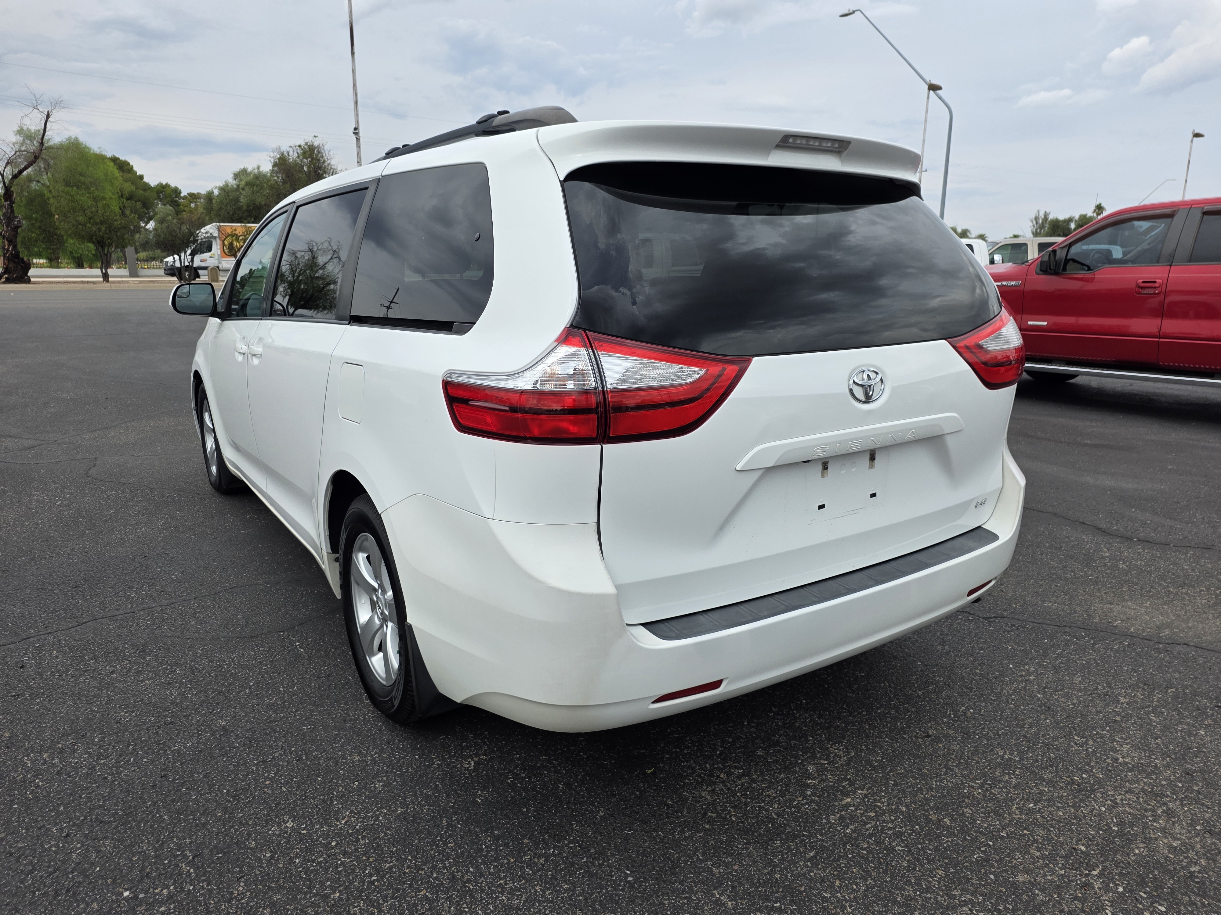 Used 2015 Toyota Sienna LE 8-Passenger Van