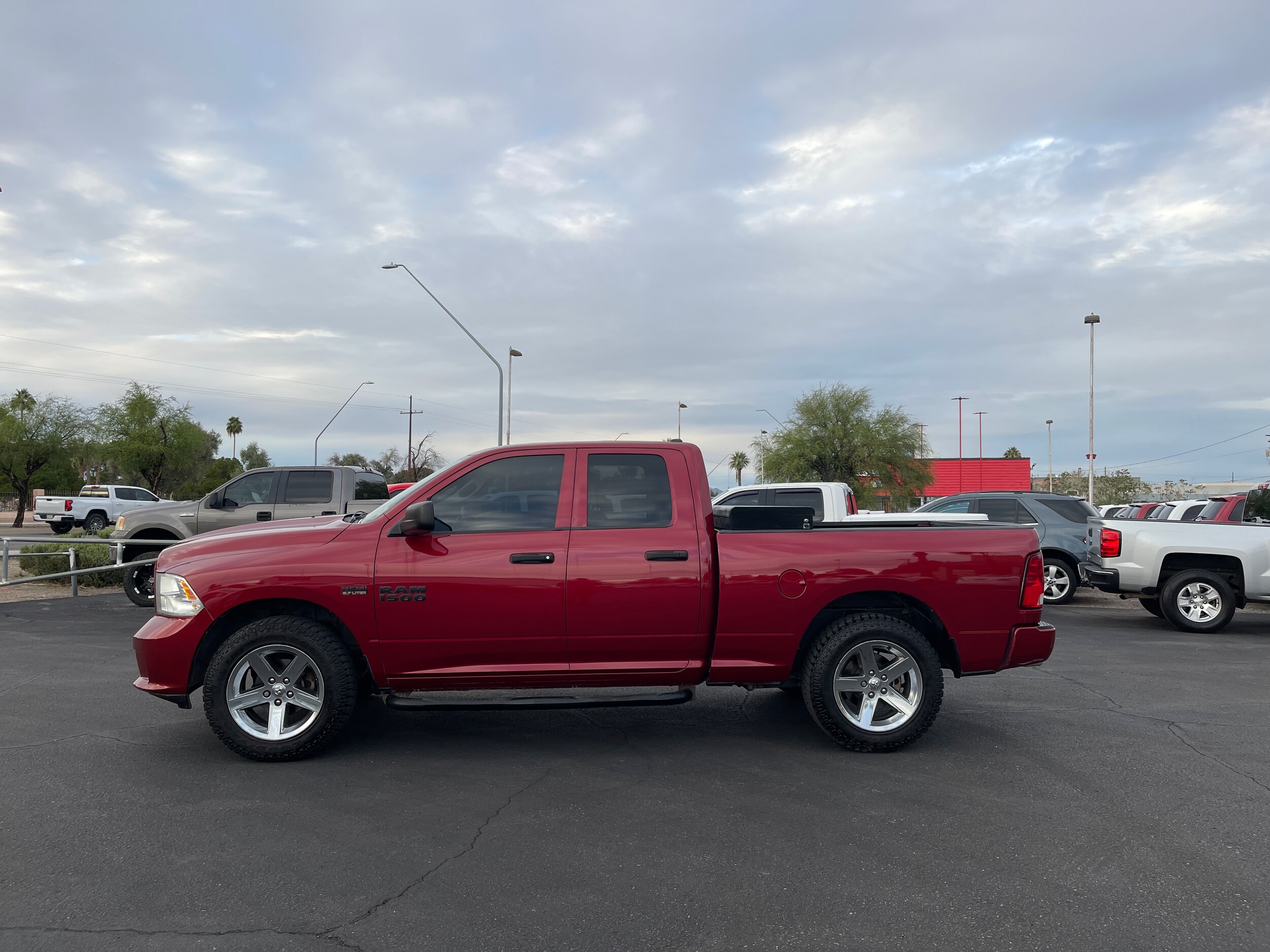 2013 Ram 1500 Tradesman photo 2