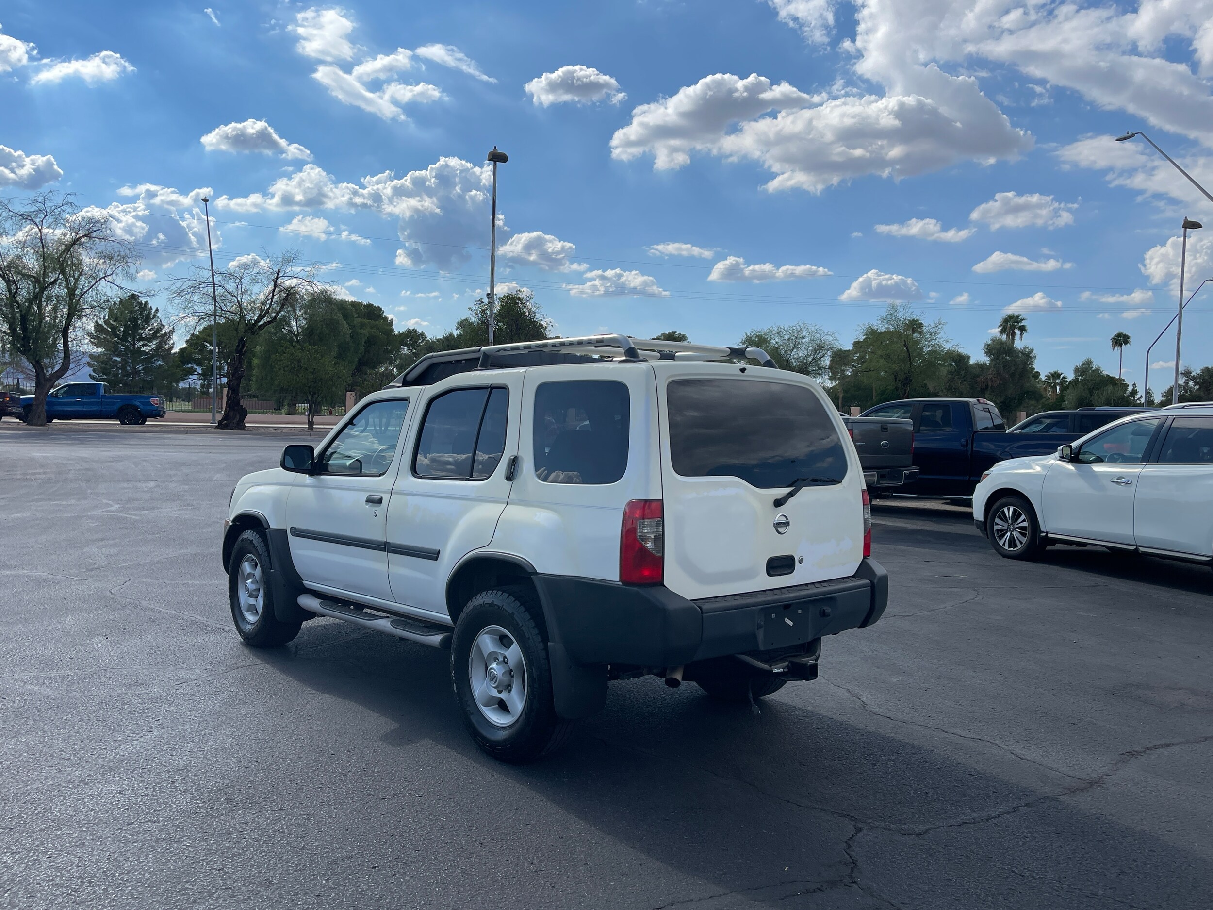 2003 Nissan Xterra XE photo 3