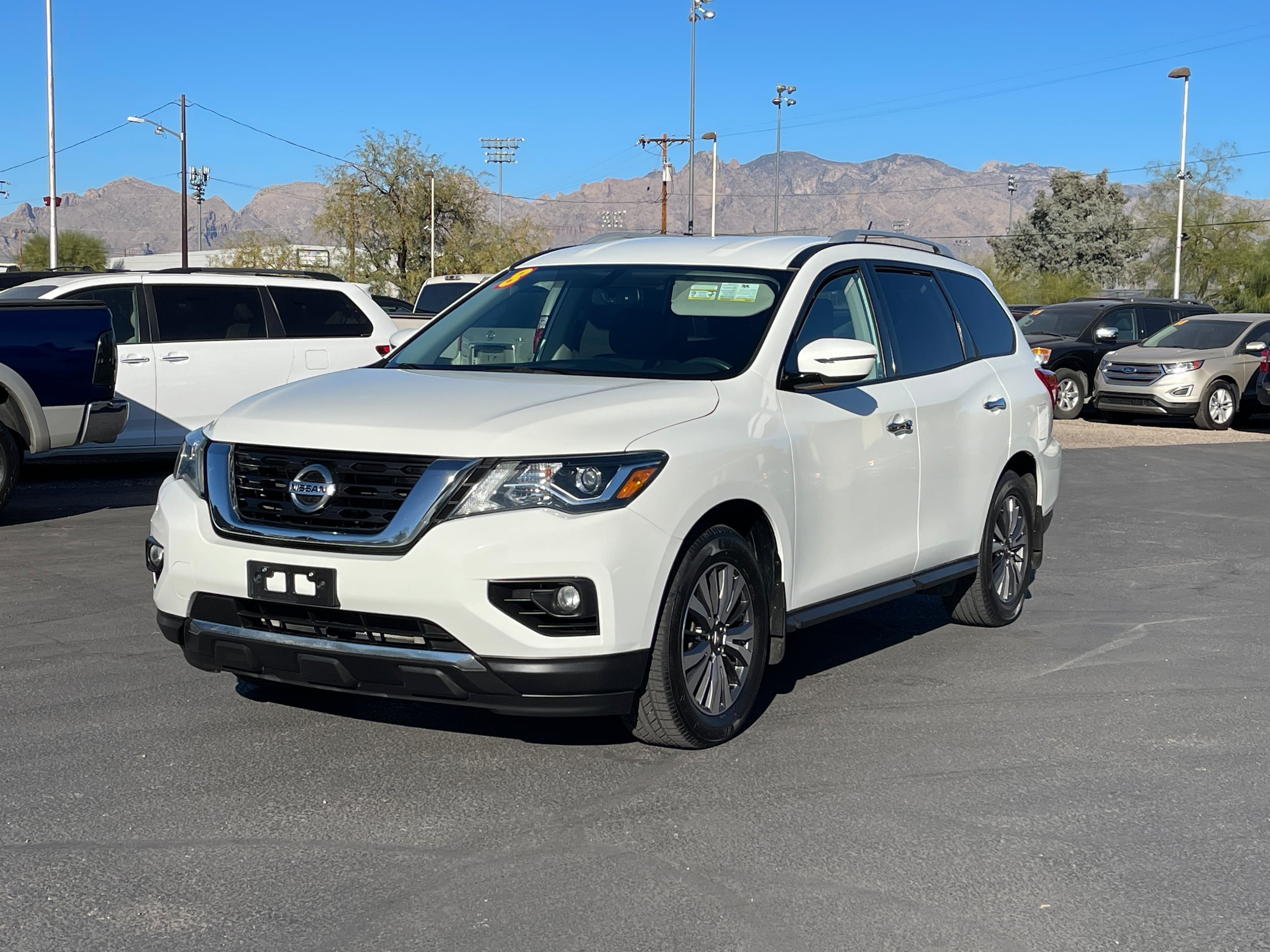 2018 Nissan Pathfinder SV