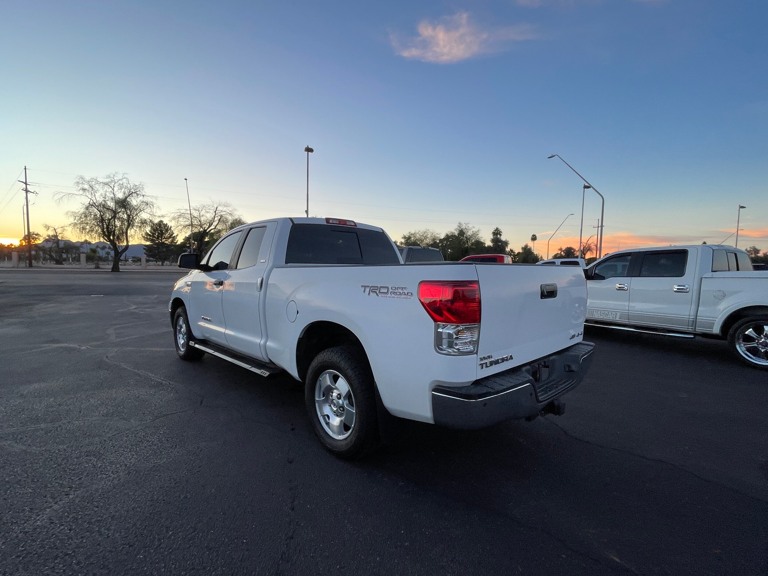 2010 Toyota Tundra SR5 photo 3