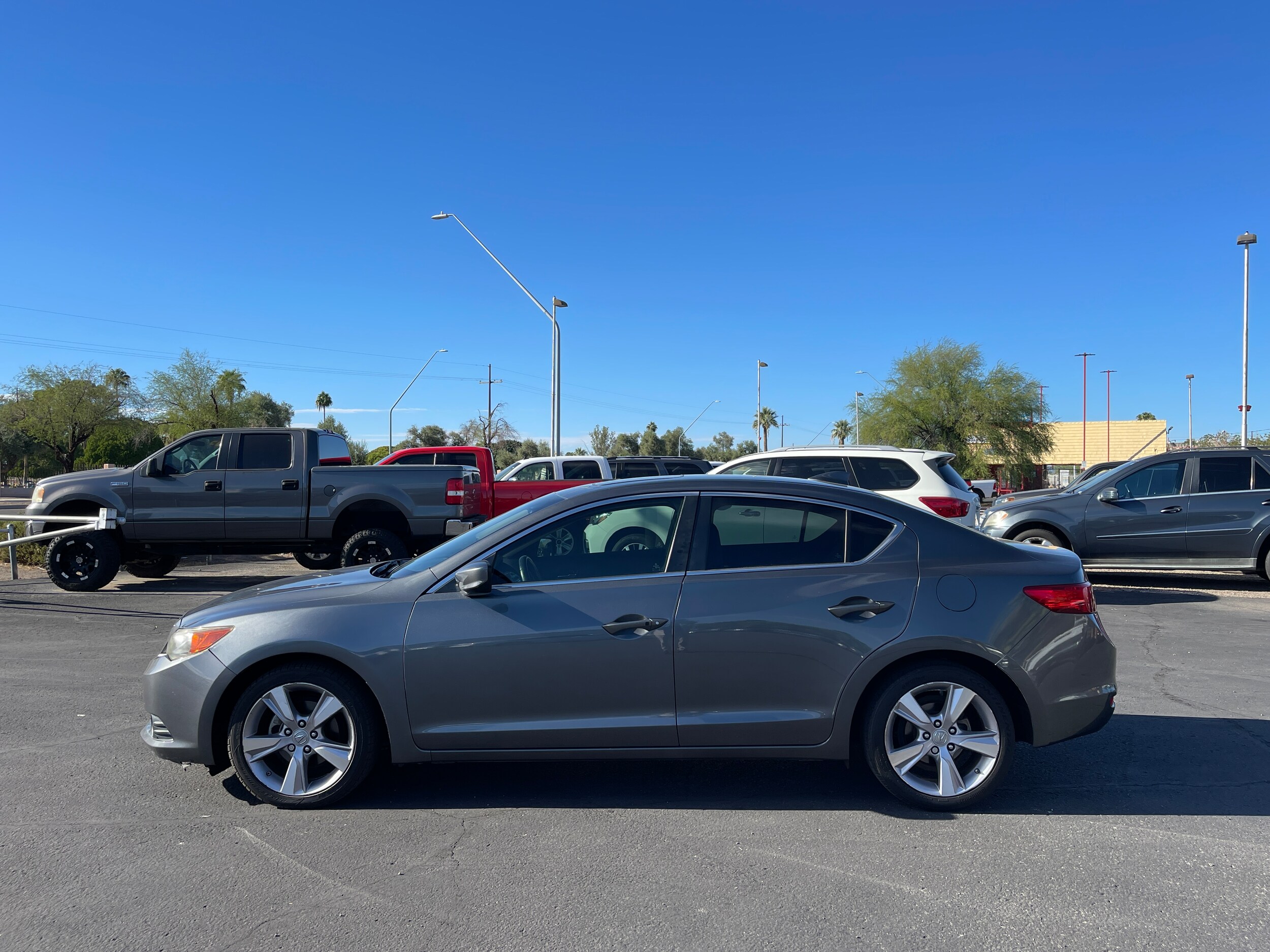 2013 Acura ILX 2.0L Technology photo 2