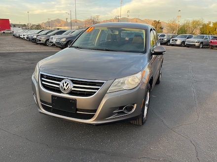 2011 Volkswagen Tiguan SE SUV