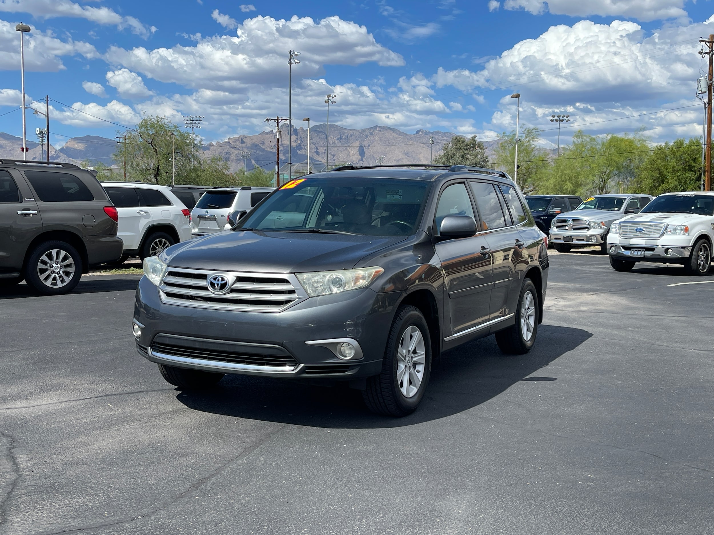 2012 Toyota Highlander SE