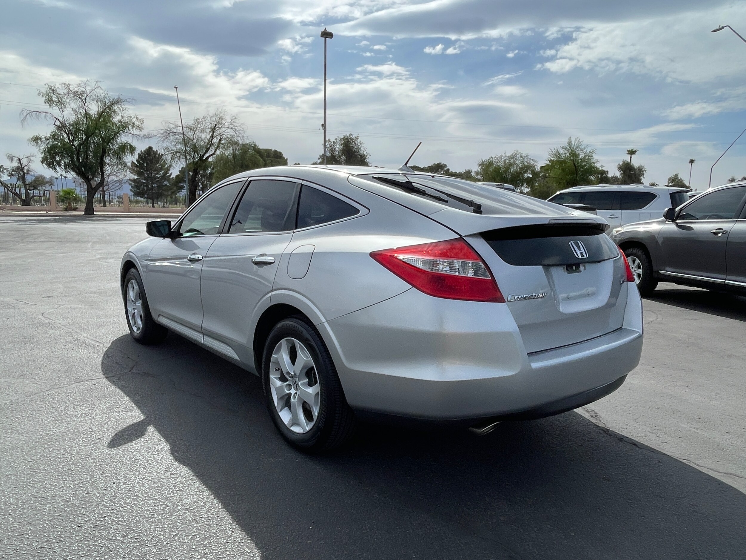 2012 Honda Crosstour EX-L V6 photo 3