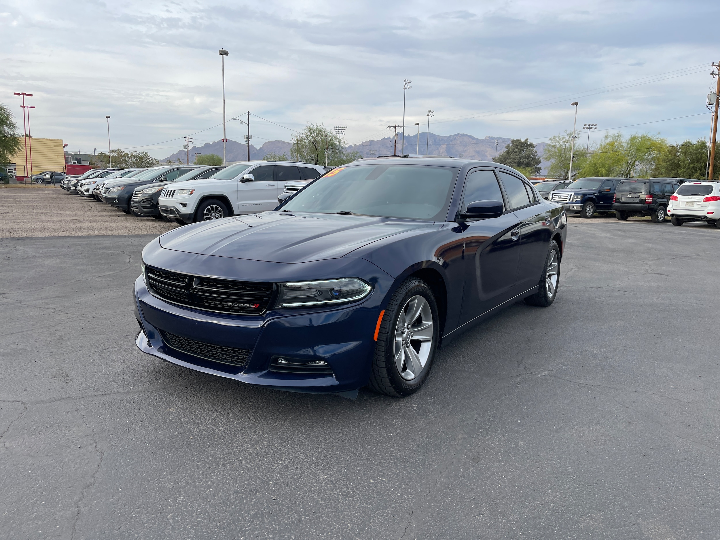 2015 Dodge Charger SXT's photo