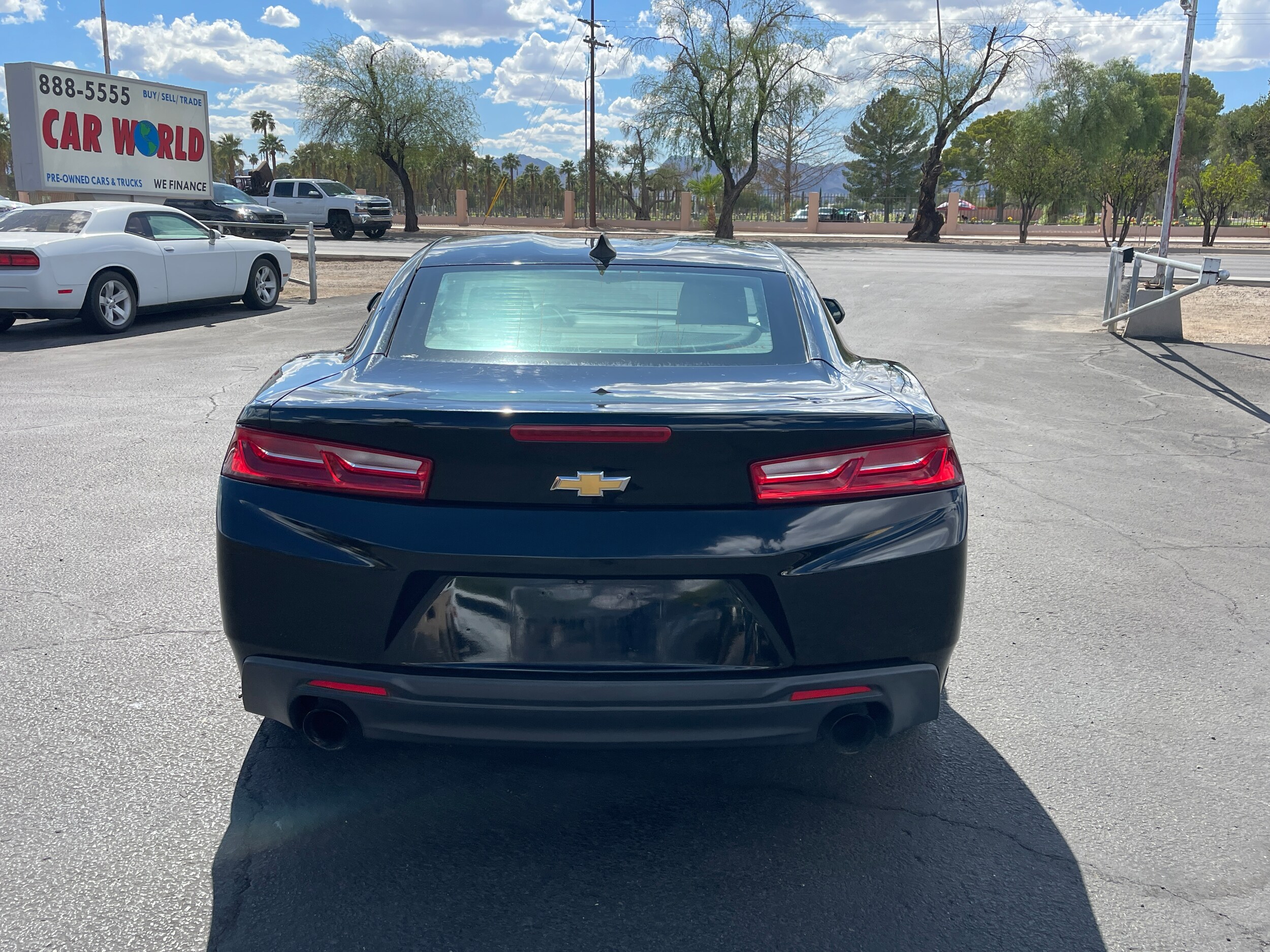 2016 Chevrolet Camaro 1LT photo 4