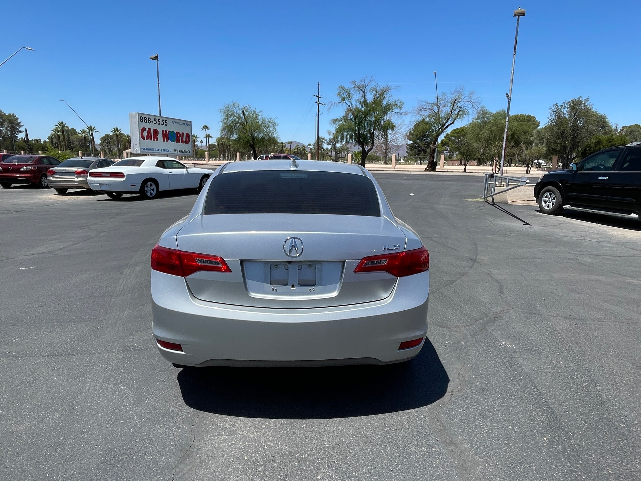 2013 Acura ILX 2.0L Technology photo 4