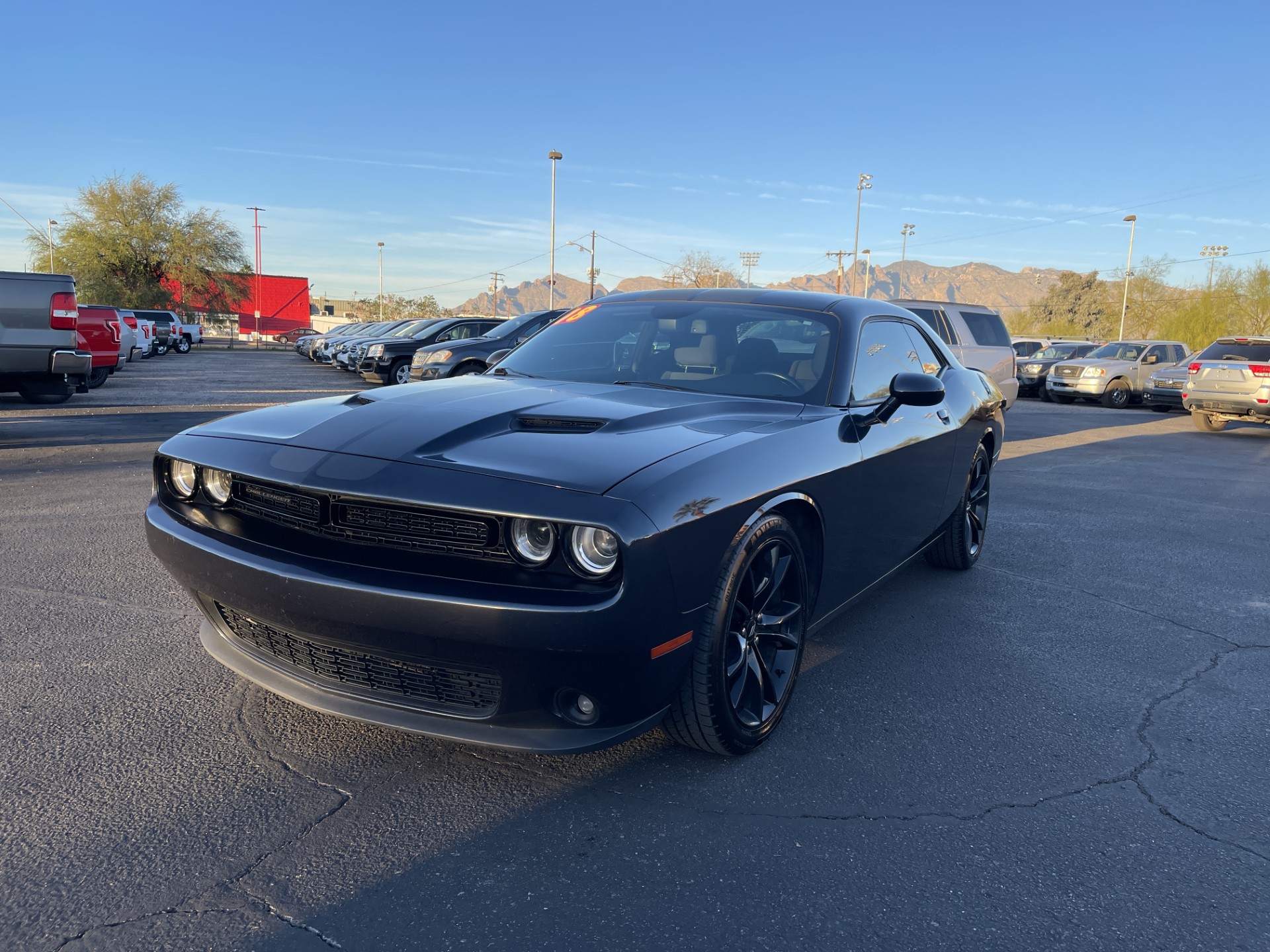 2018 Dodge Challenger SXT