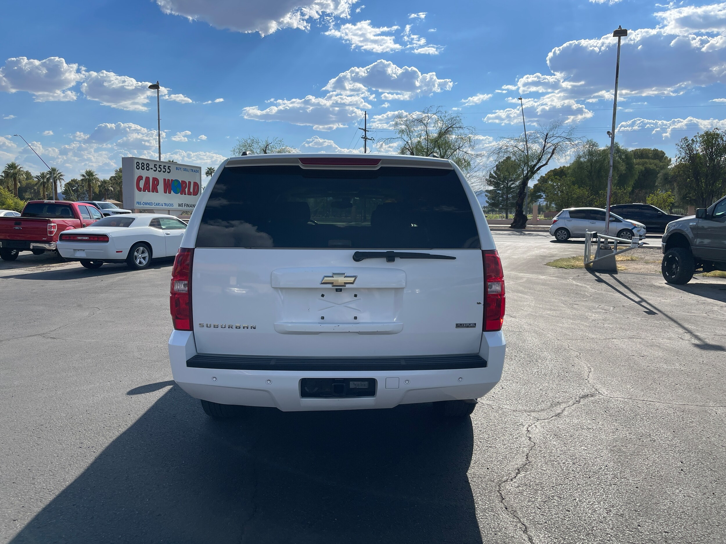 2008 Chevrolet Suburban LS photo 4