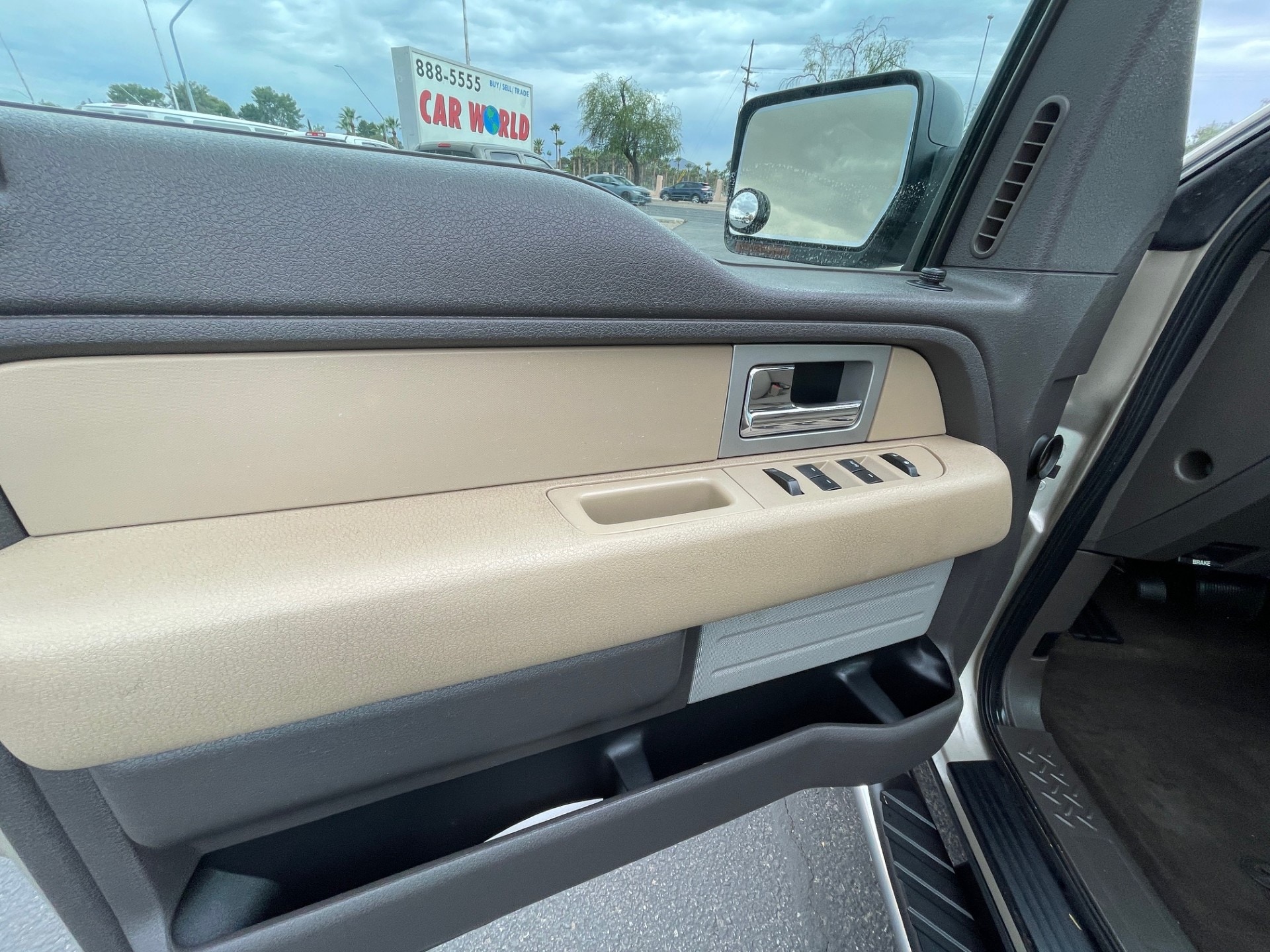 View 16