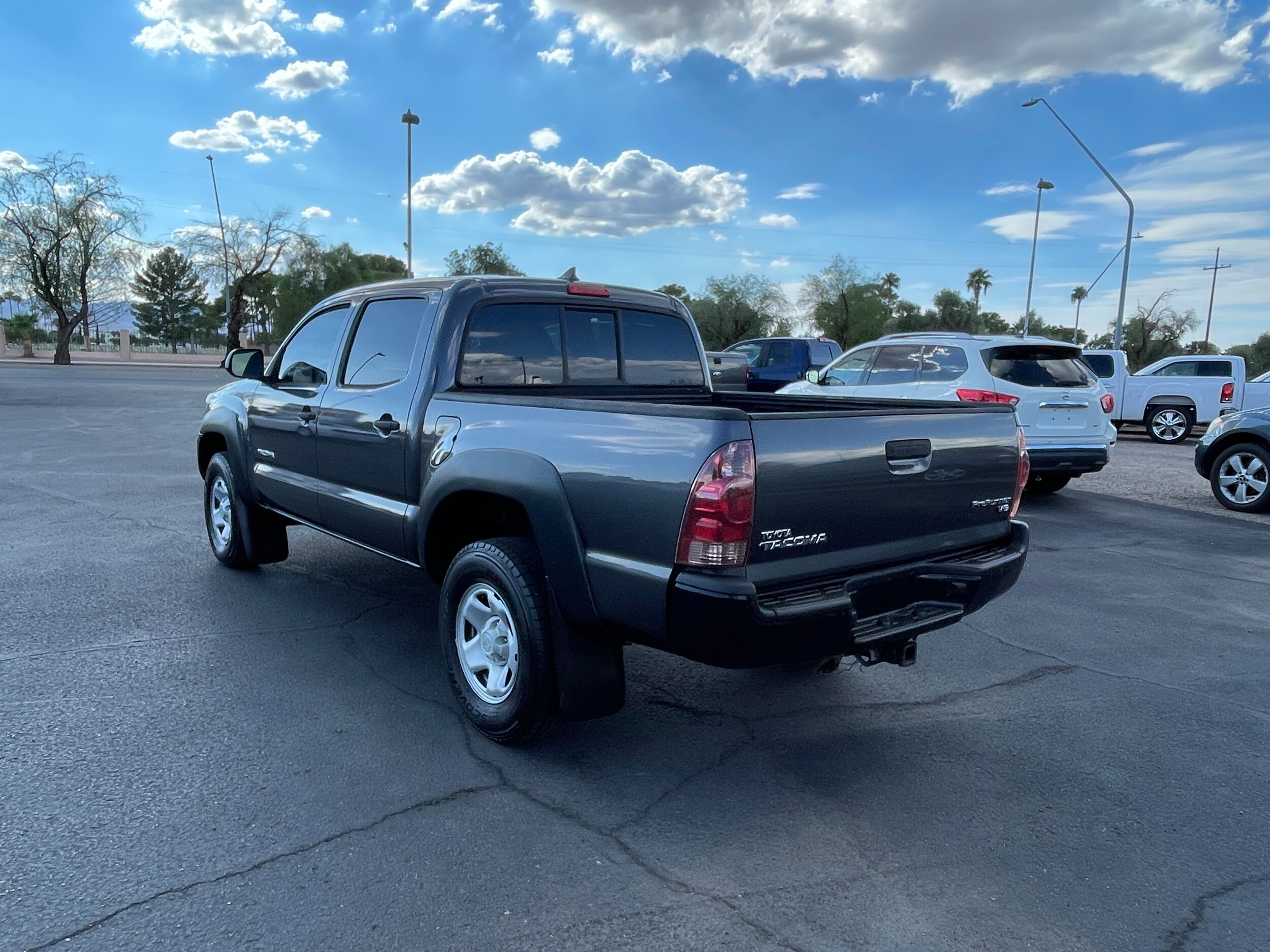 2012 Toyota Tacoma PreRunner V6 Double Cab photo 2