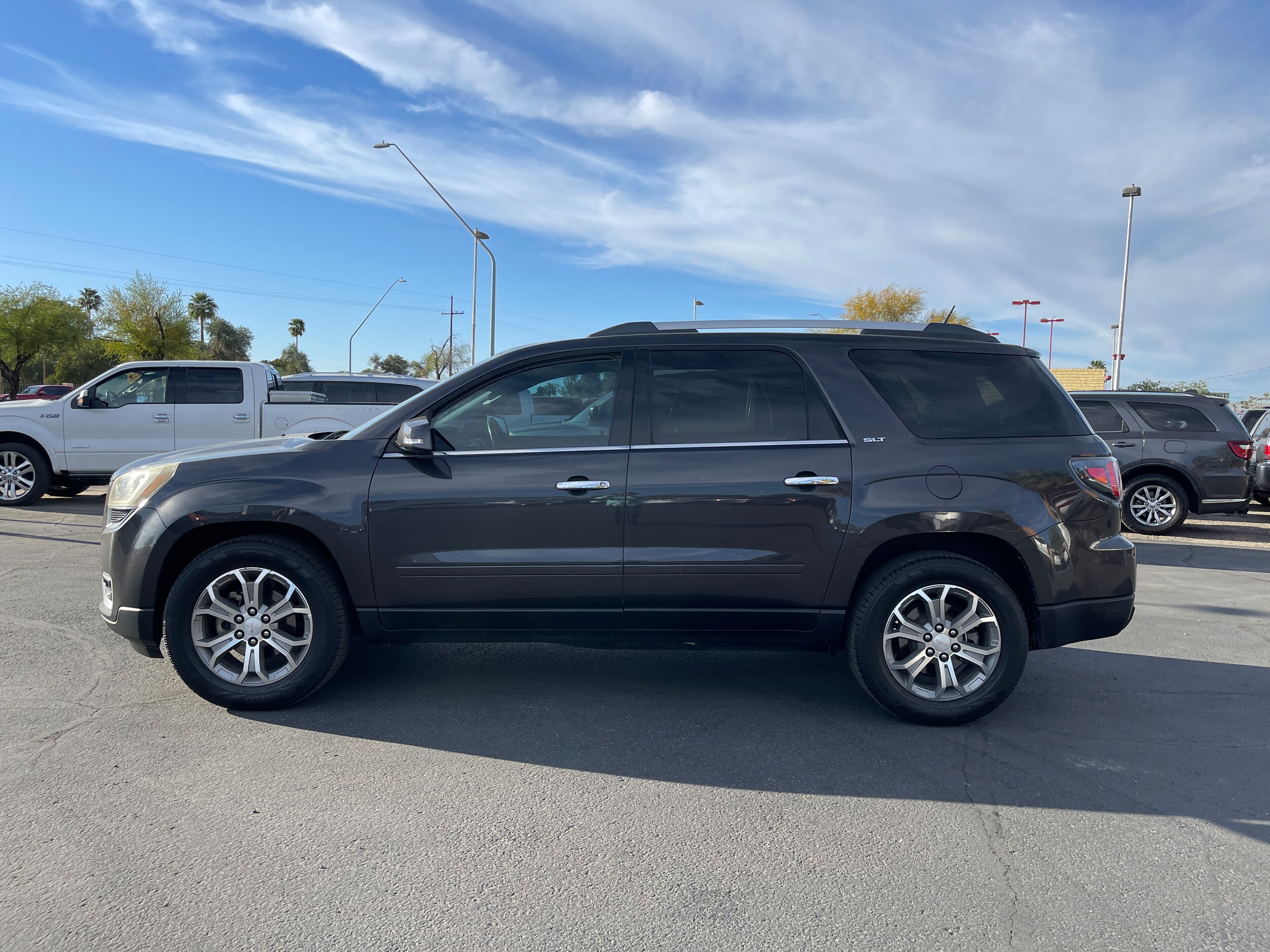 2014 Gmc Acadia SLT photo 2
