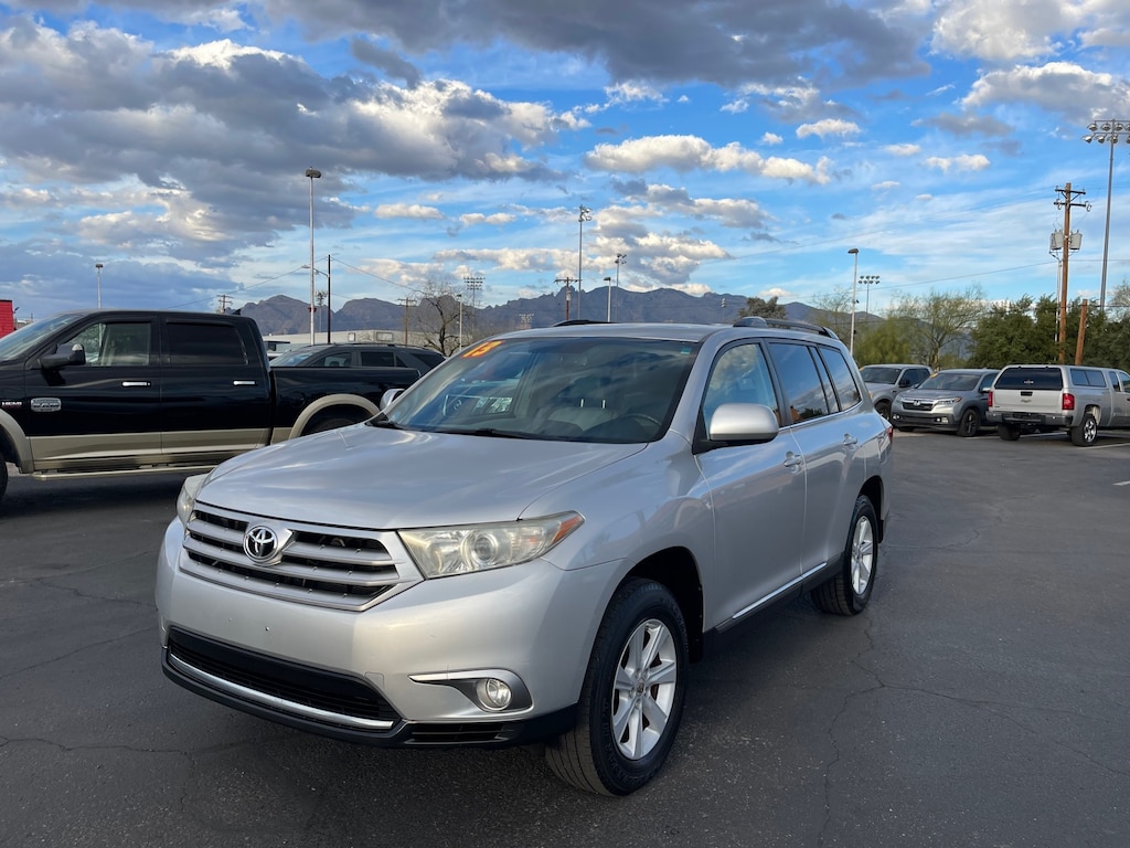 Used 2013 Toyota Highlander SE Plus SUV