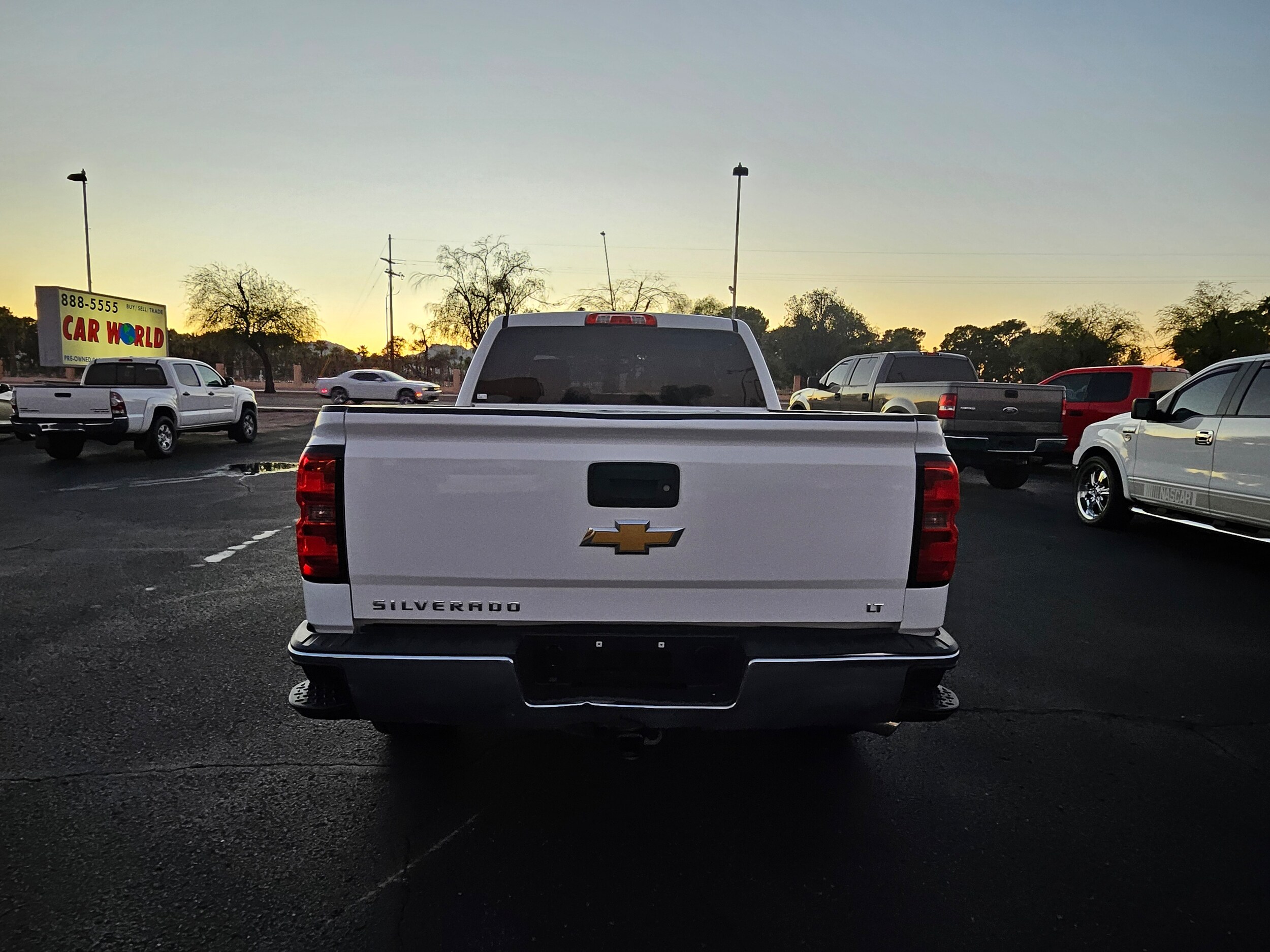 2014 Chevrolet Silverado 1500 LT photo 4