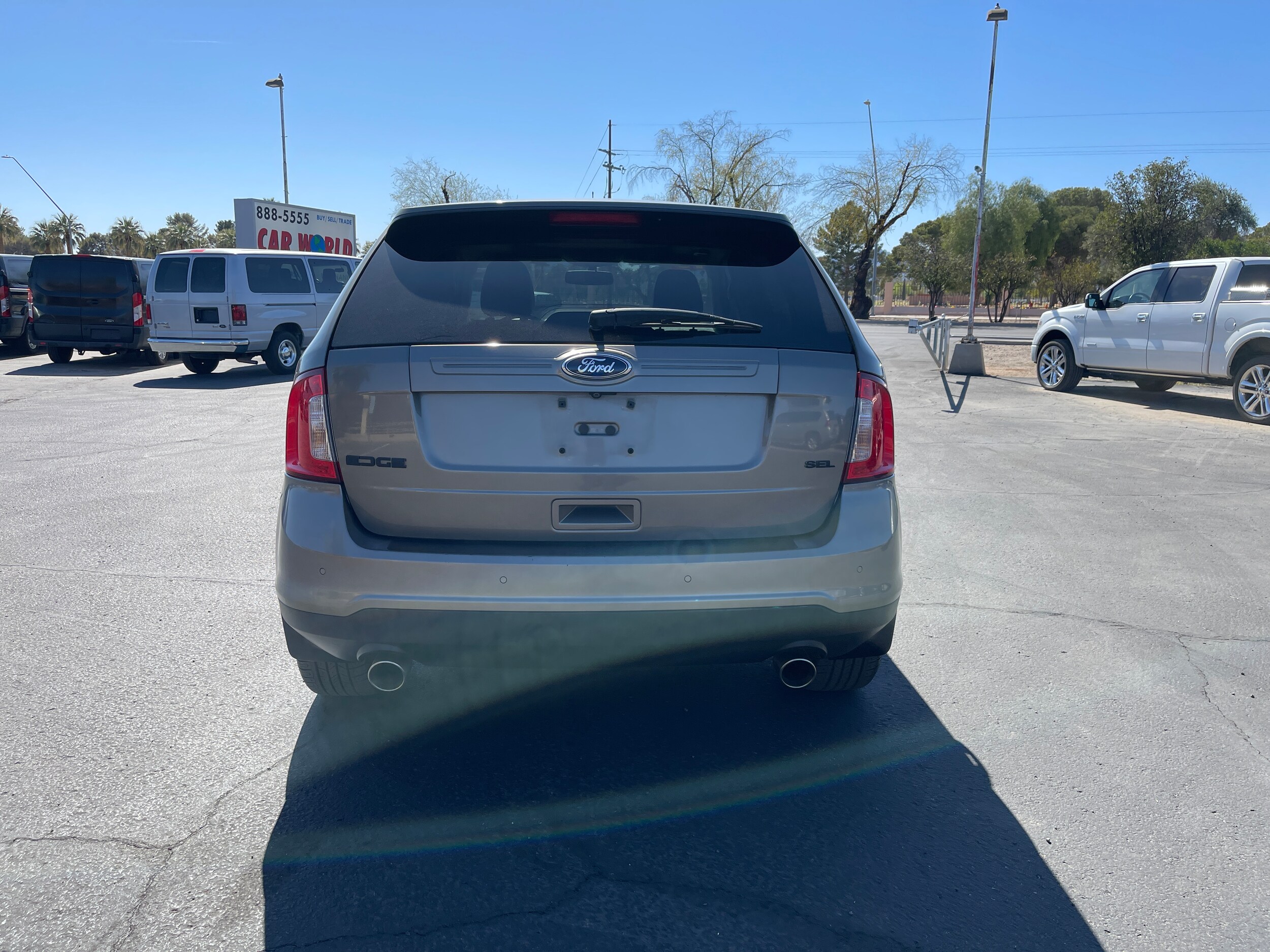 2013 Ford Edge SEL photo 4