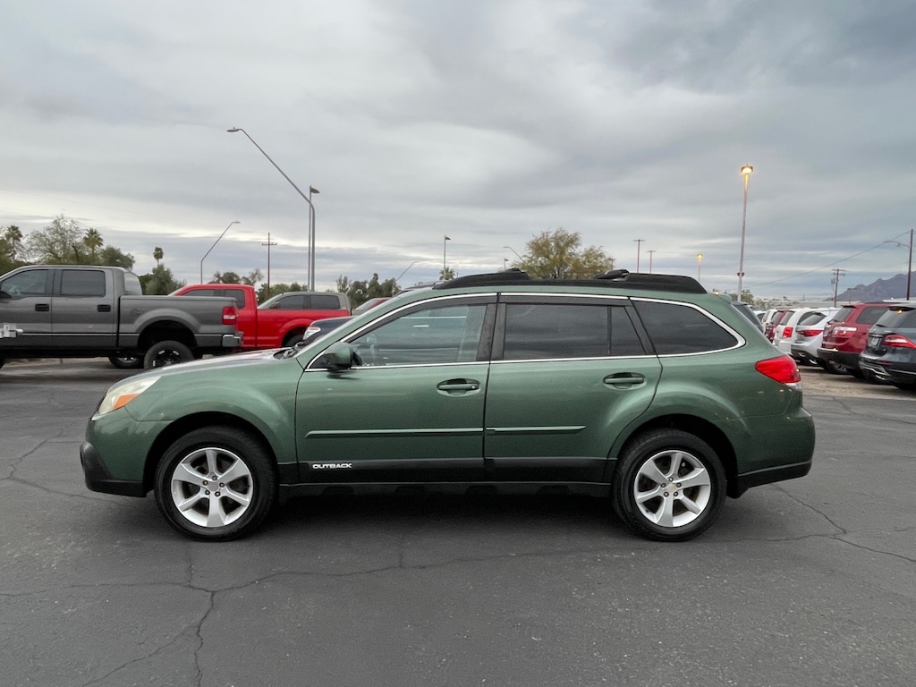 Used 2013 Subaru Outback 2.5i Premium AWD SUV