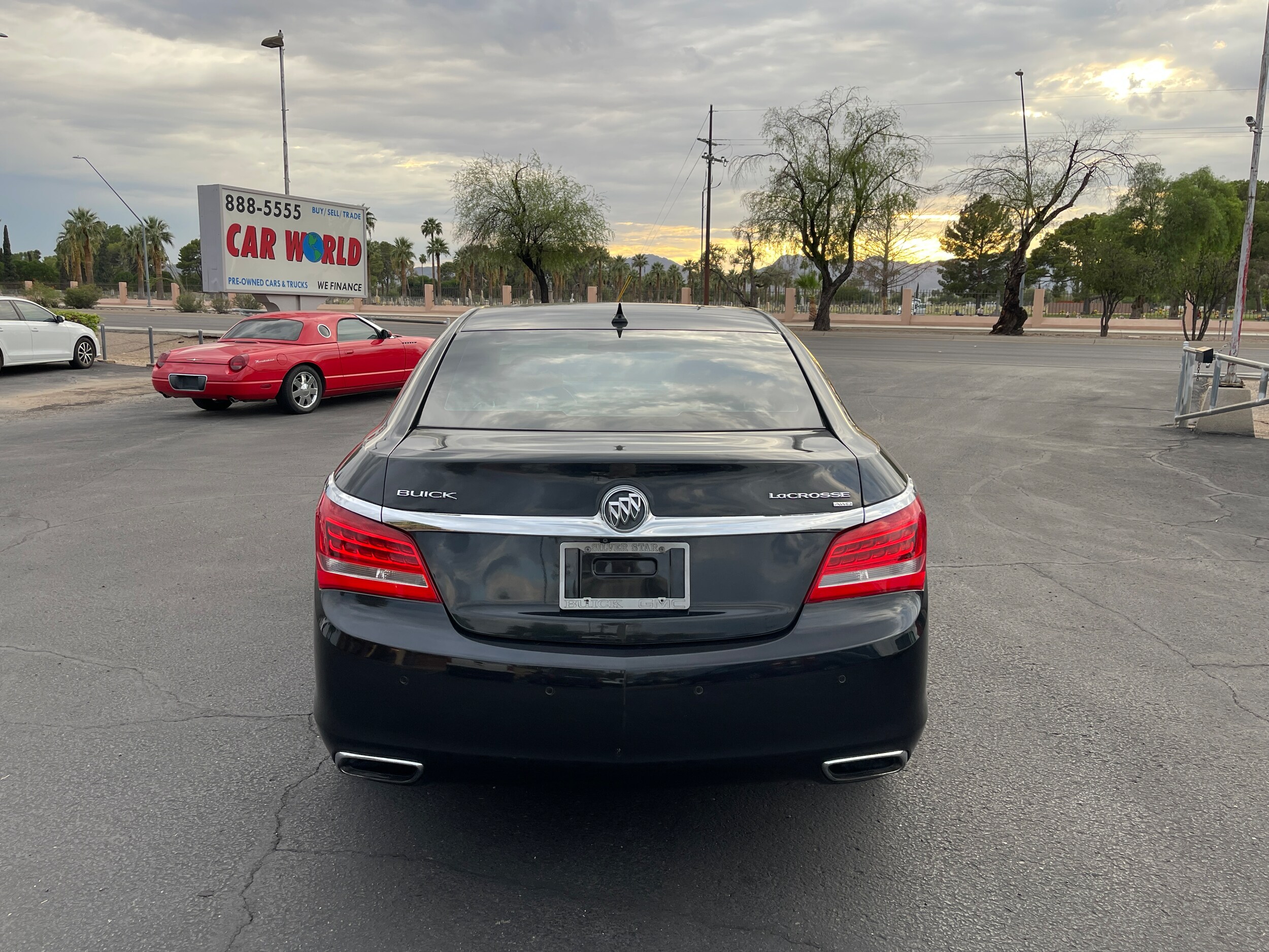 2014 Buick LaCrosse Leather photo 2