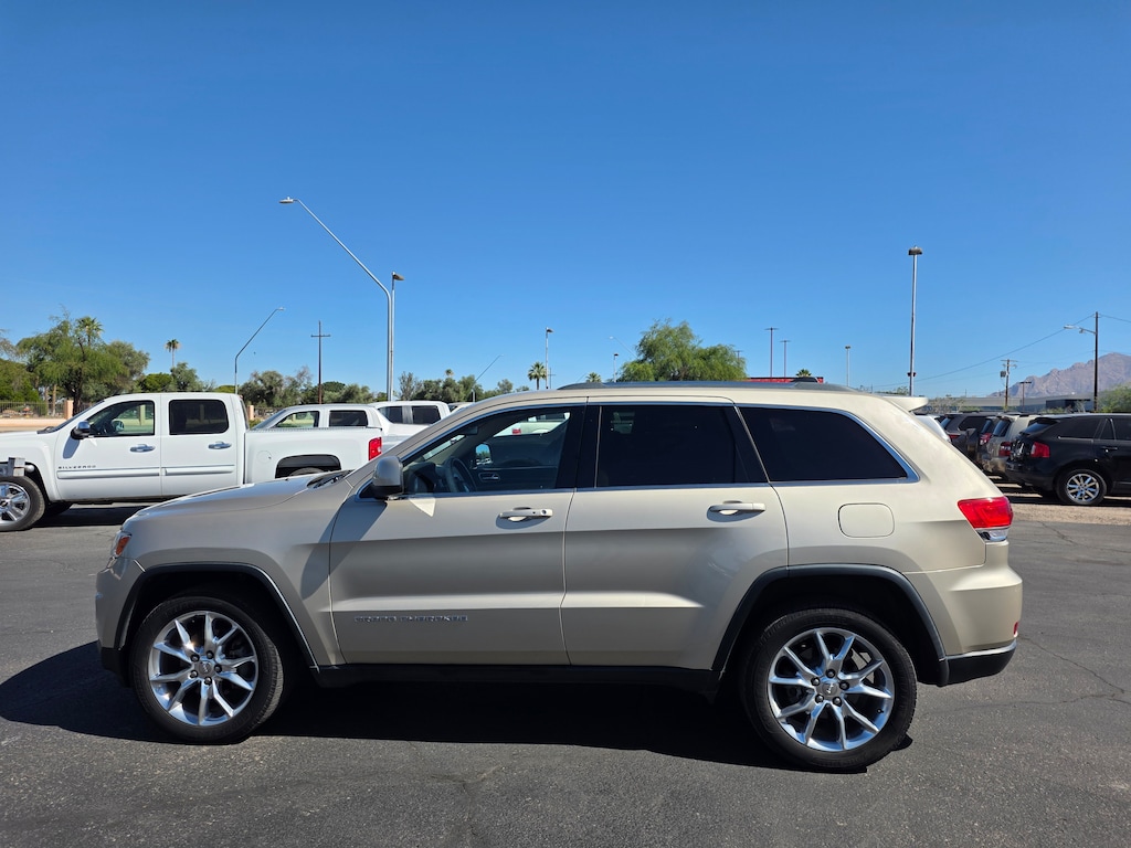 Used 2014 Jeep Grand Cherokee Laredo 4x4 SUV