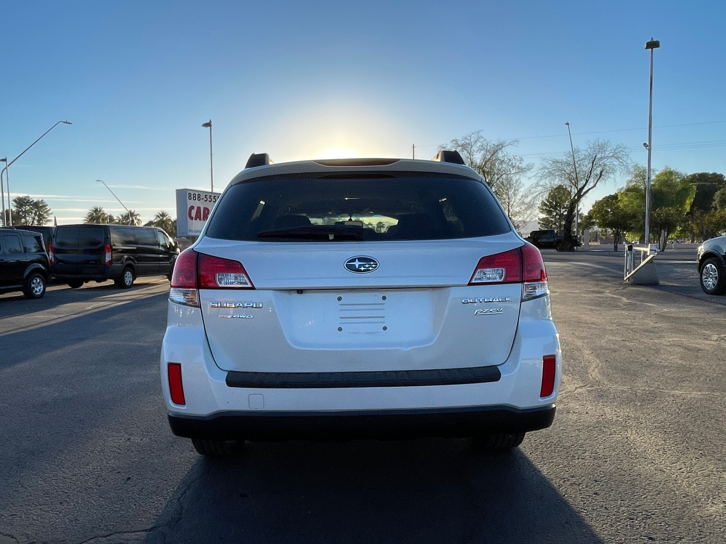 2013 Subaru Outback Premium photo 4