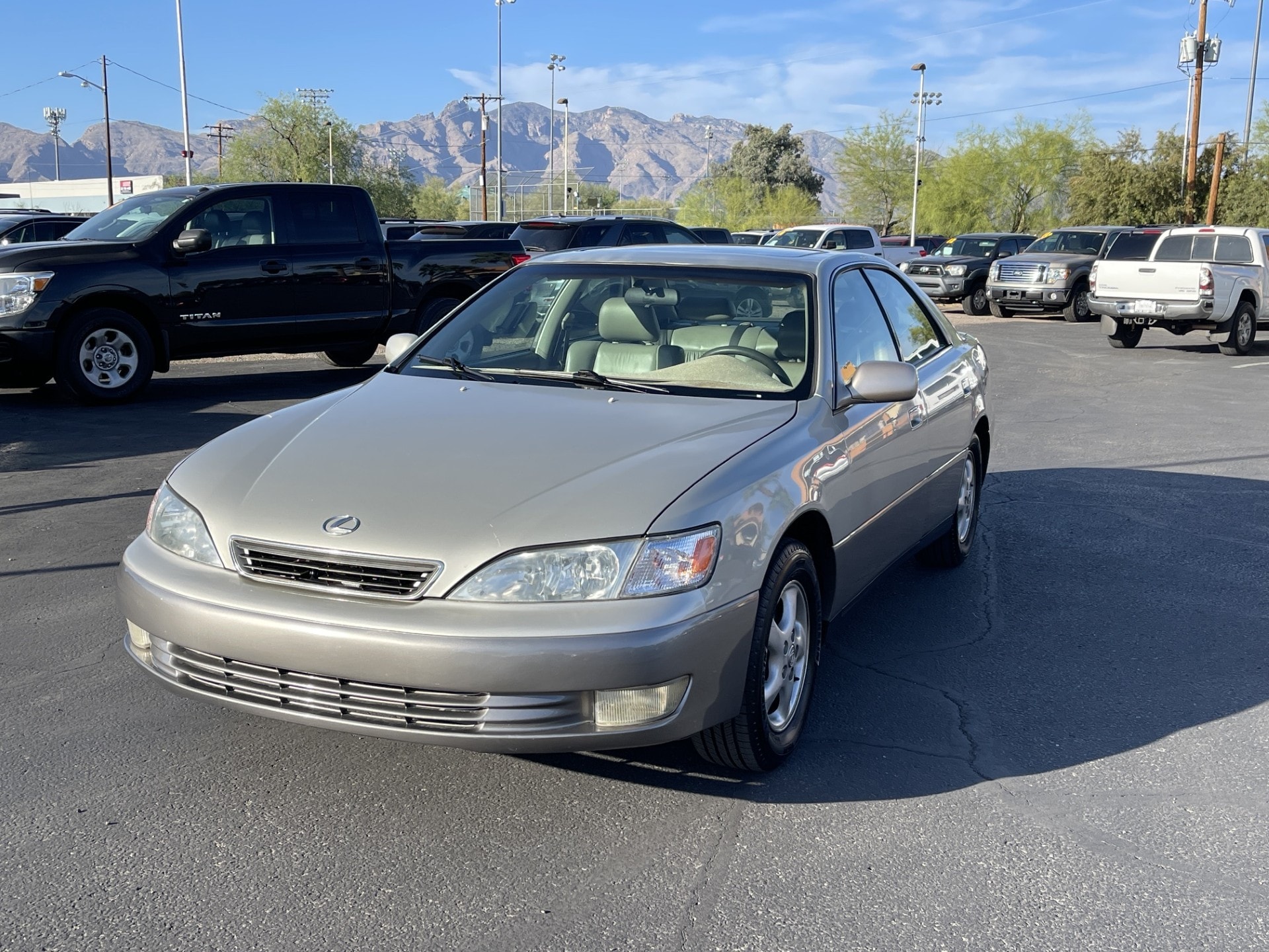 1997 Lexus ES 350's photo