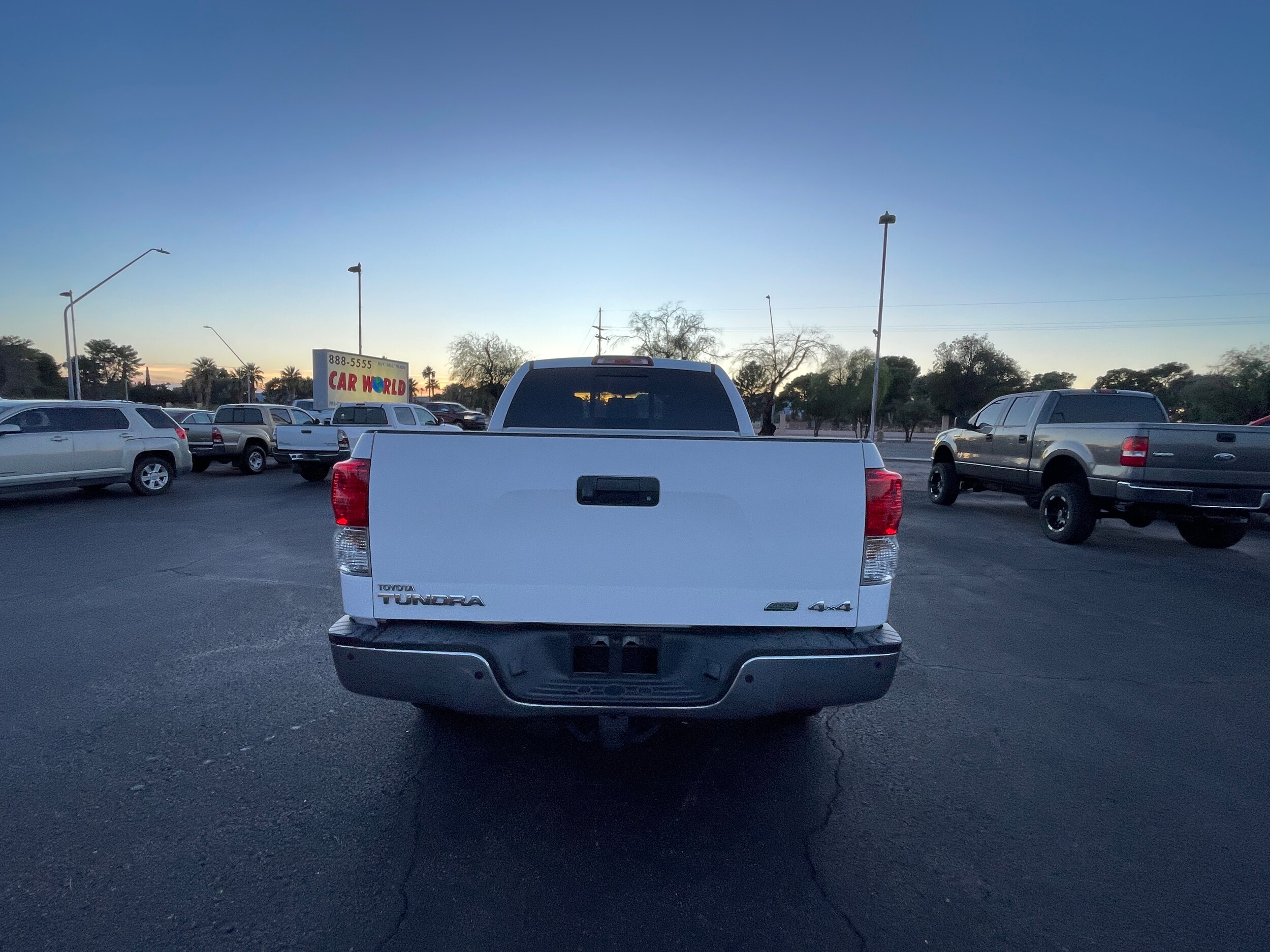 2010 Toyota Tundra SR5 photo 4