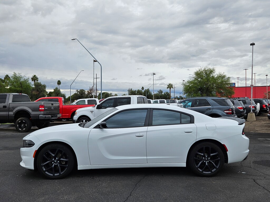 Used 2020 Dodge Charger SXT Sedan