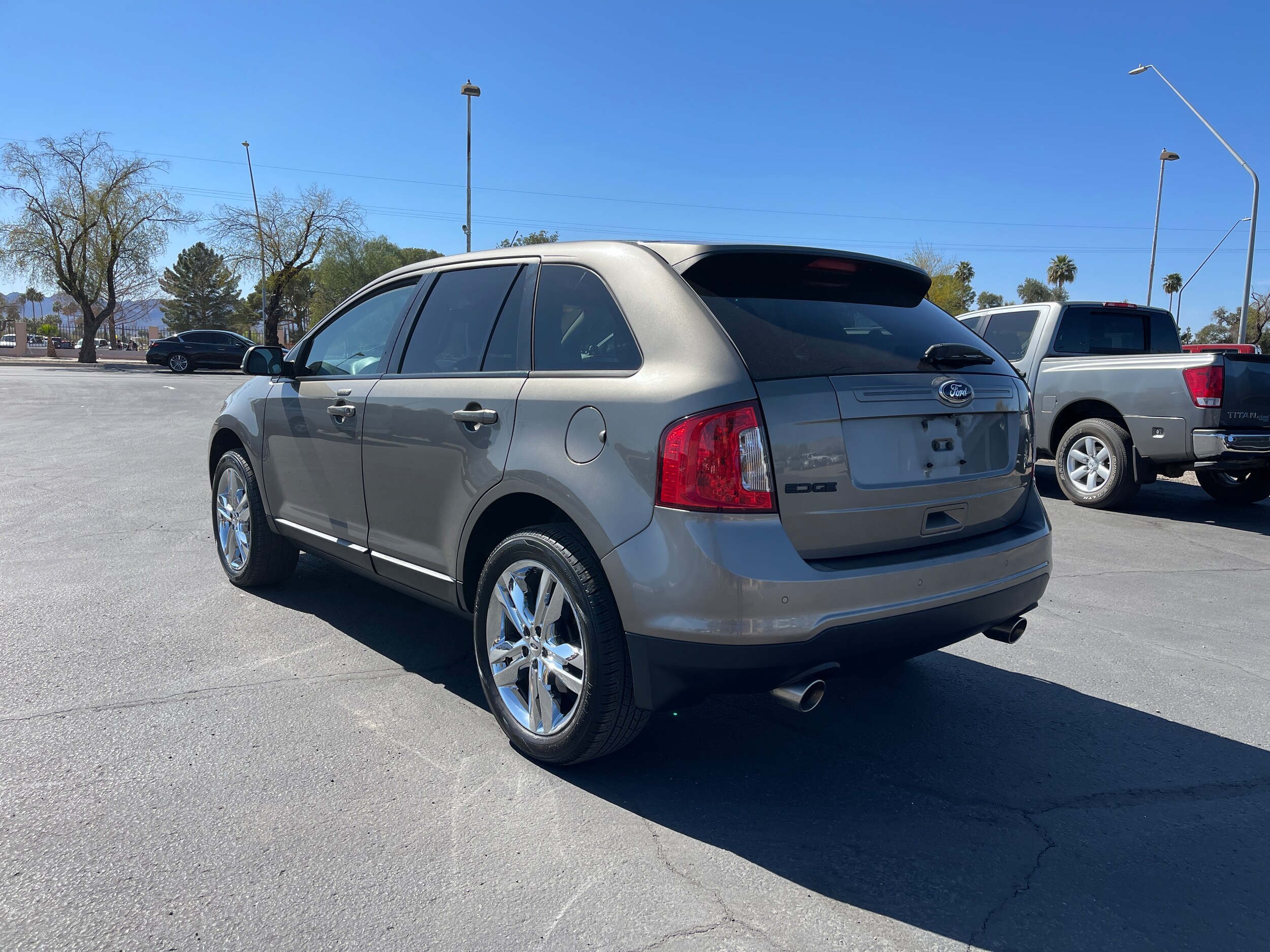2013 Ford Edge SEL photo 3