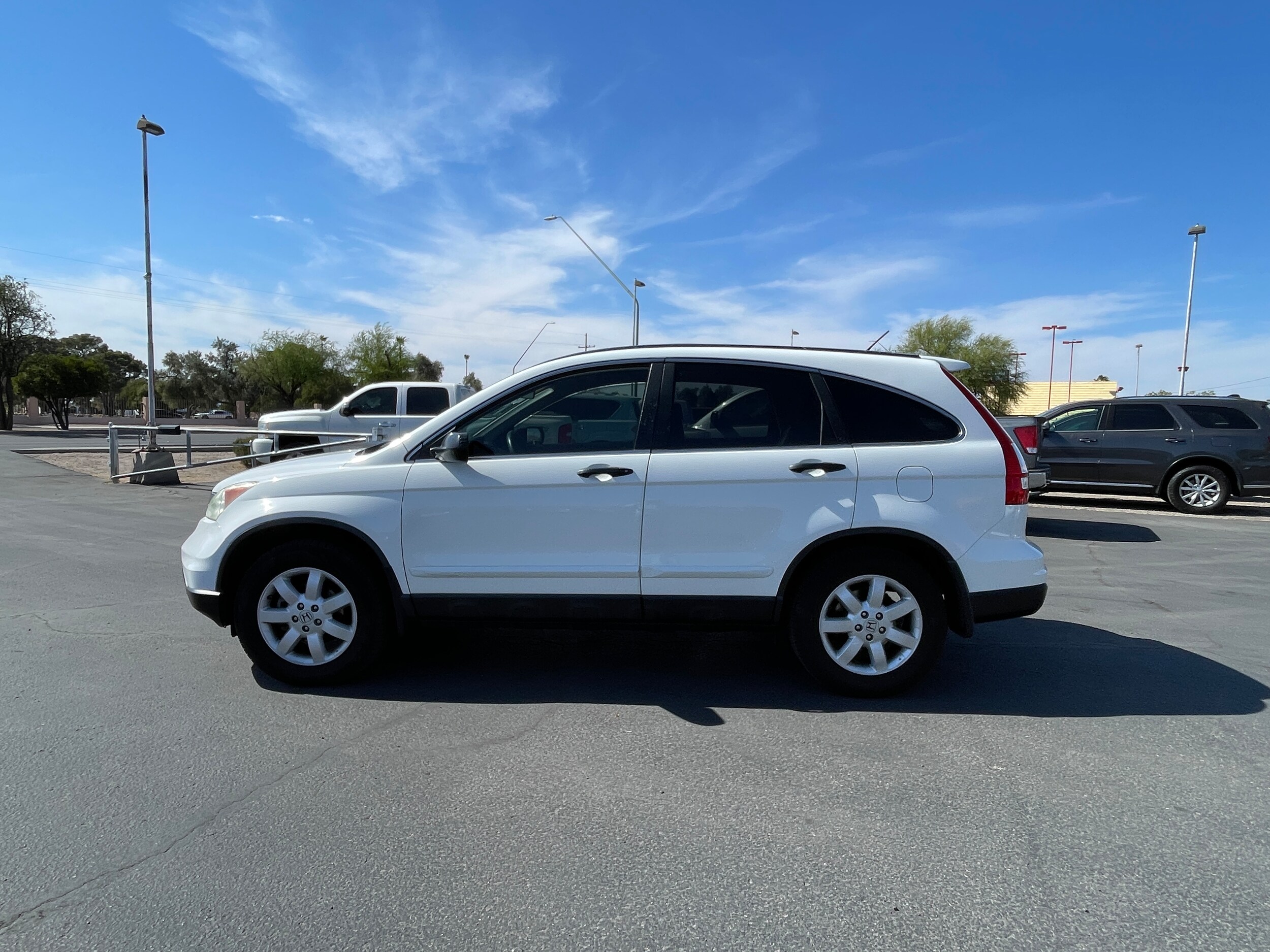 2011 Honda CR-V SE photo 2