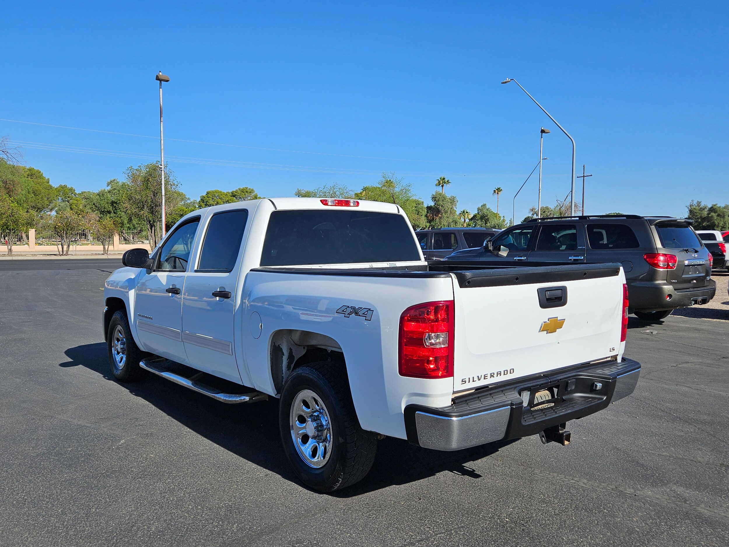 2013 Chevrolet Silverado 1500 LS photo 3
