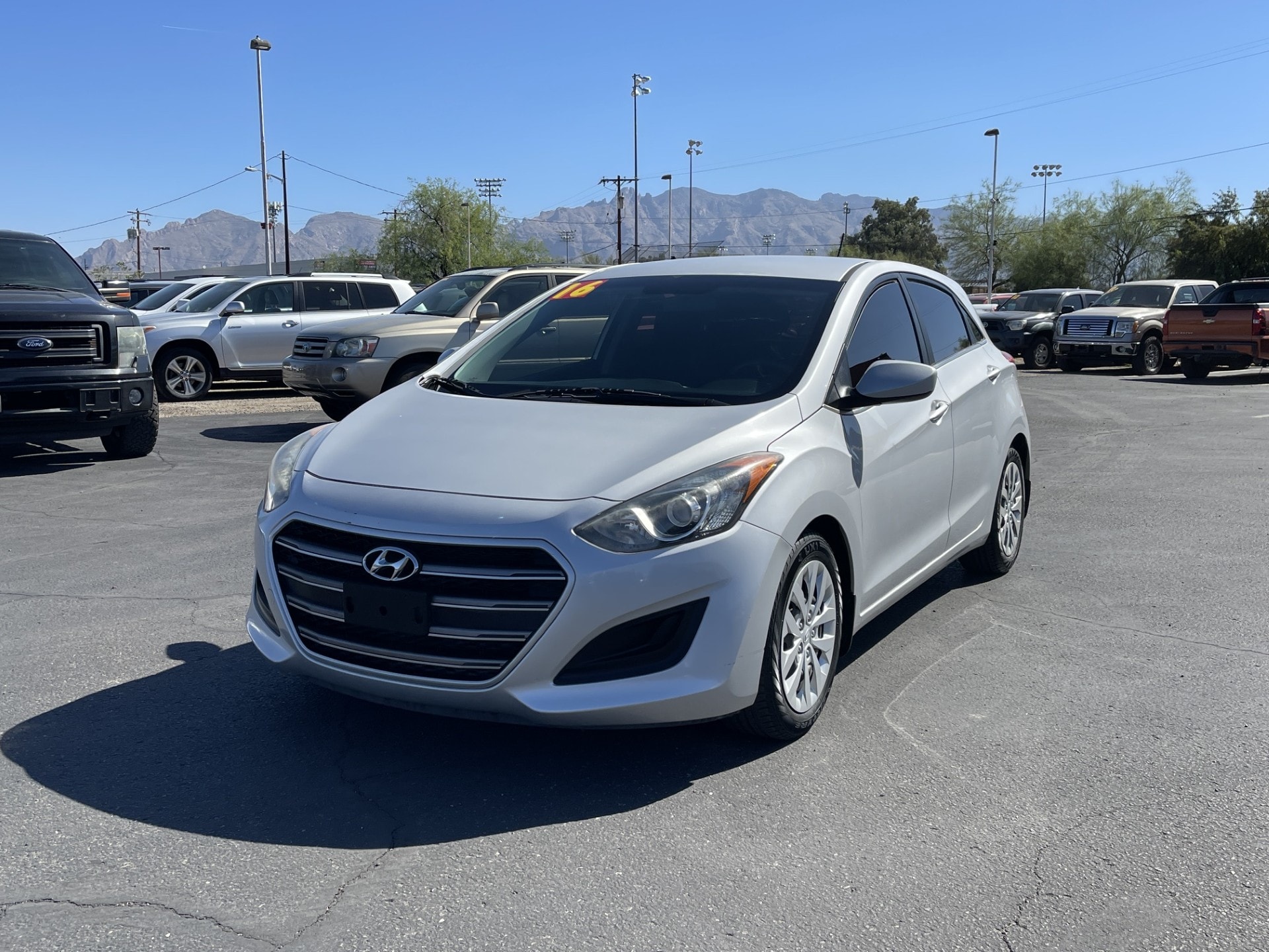 2016 Hyundai Elantra GT 2.0L 6-Speed A/T's photo