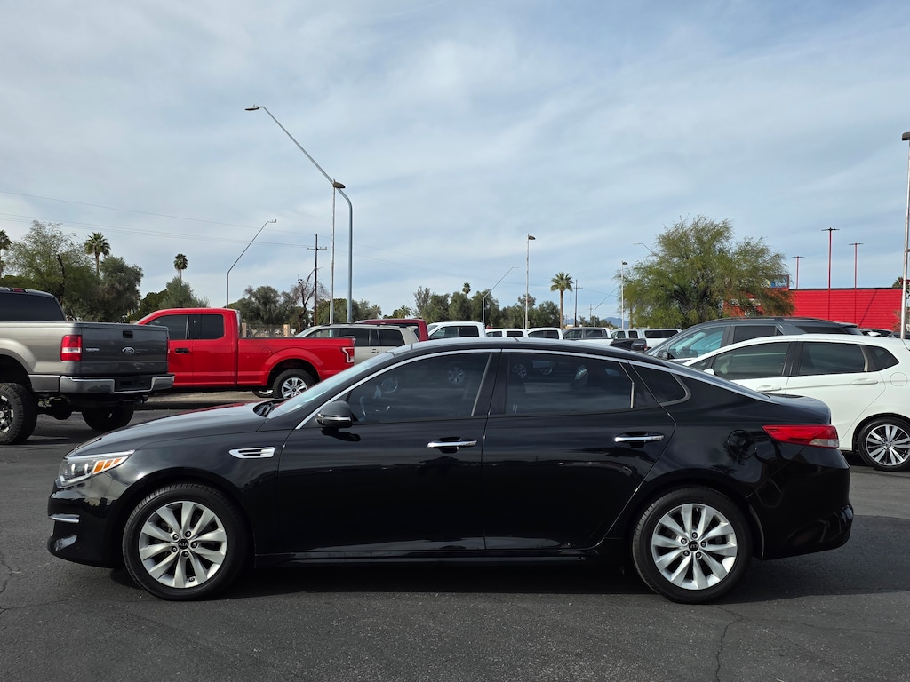Used 2017 Kia Optima EX Sedan