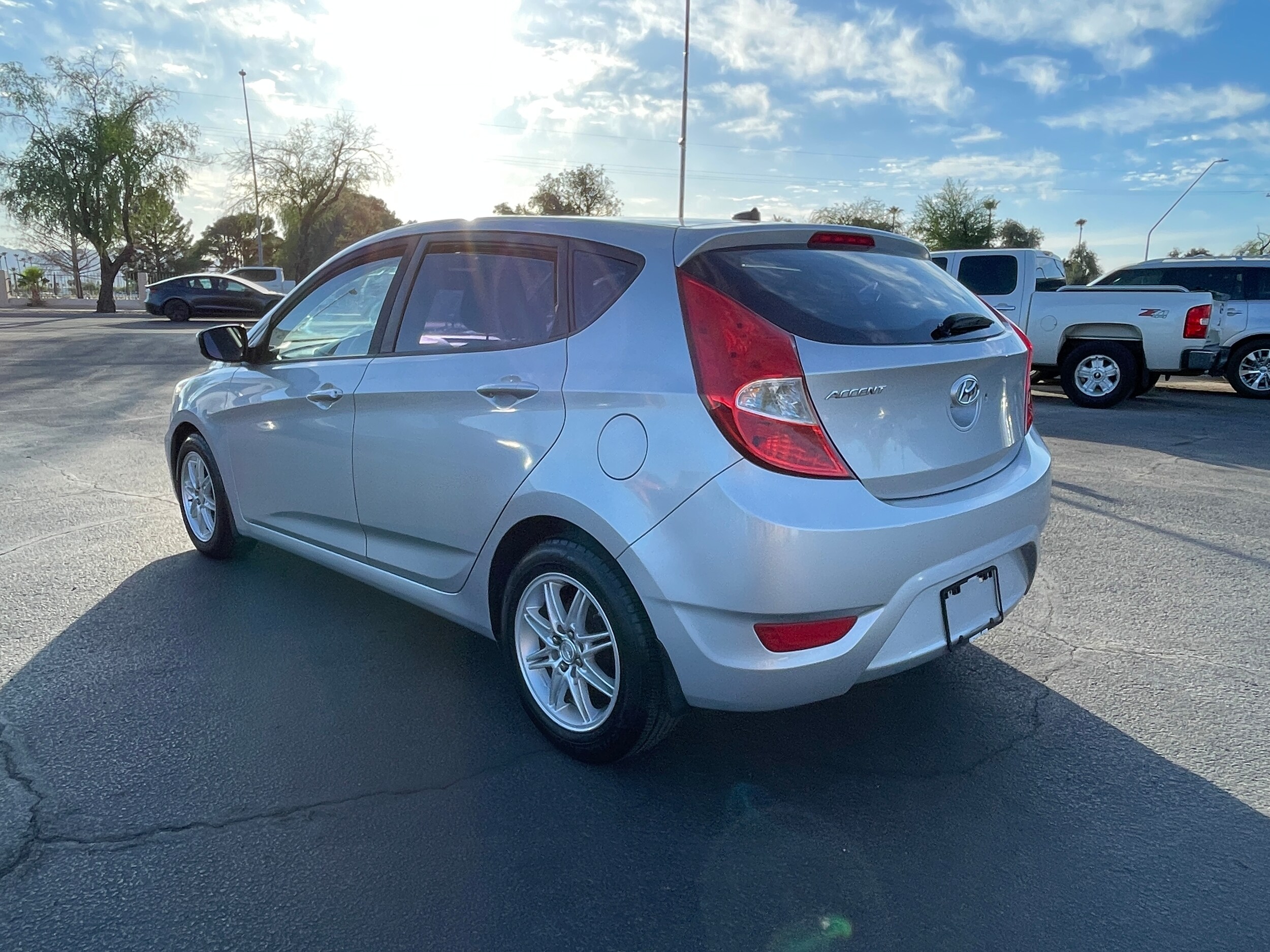 2013 Hyundai Accent GS photo 3