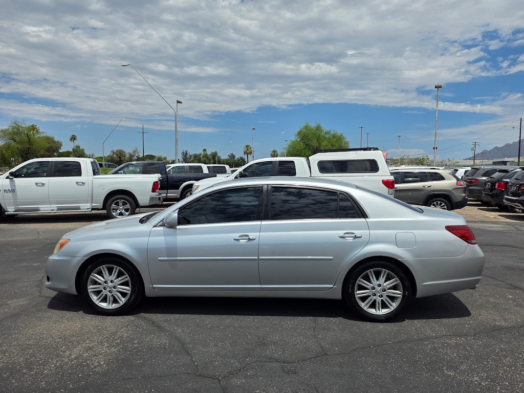 Used 2010 Toyota Avalon Limited Sedan