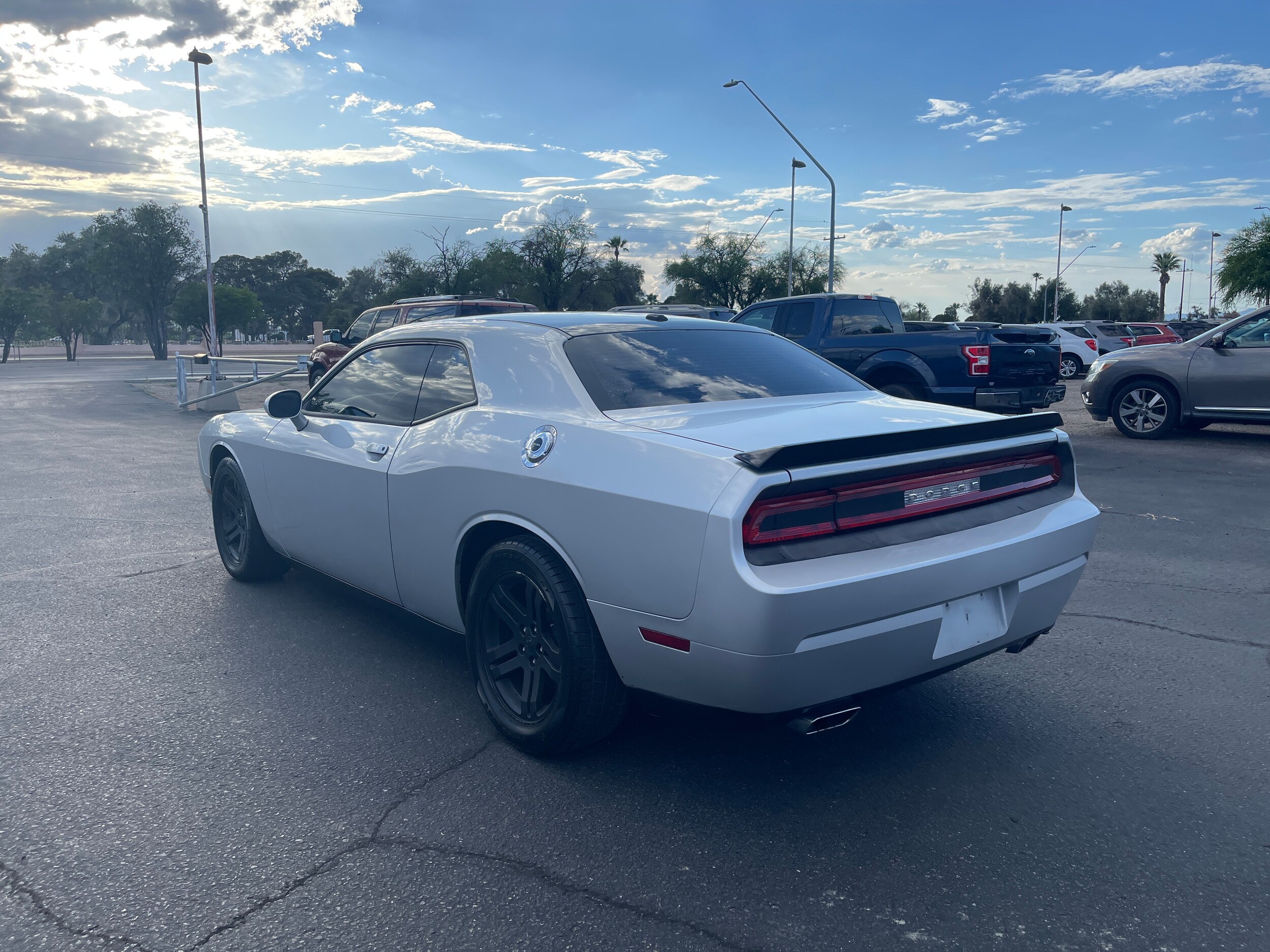 2012 Dodge Challenger R/T Plus photo 3
