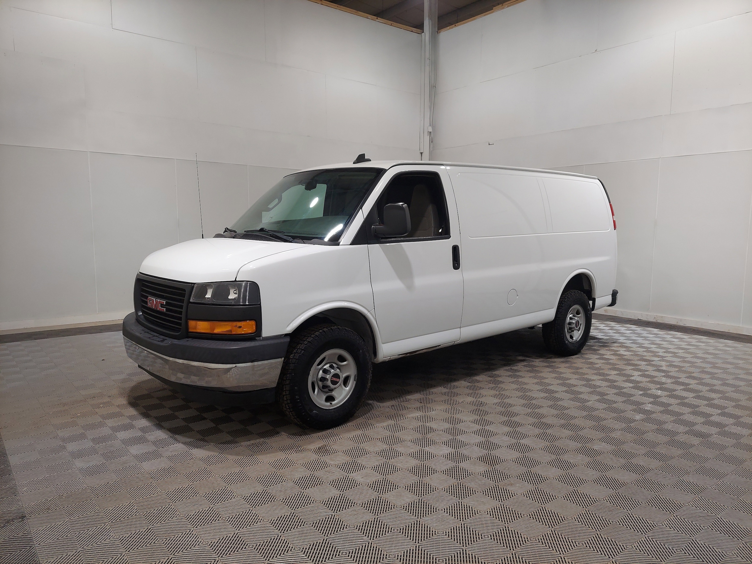2020 GMC Savana Cargo Work Van
