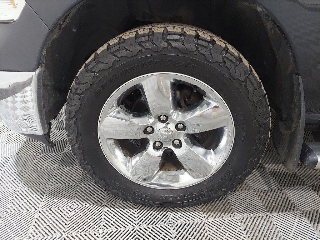 Used 2017 Ram 1500 SLT SLT 4x4 Crew Cab 57 Box