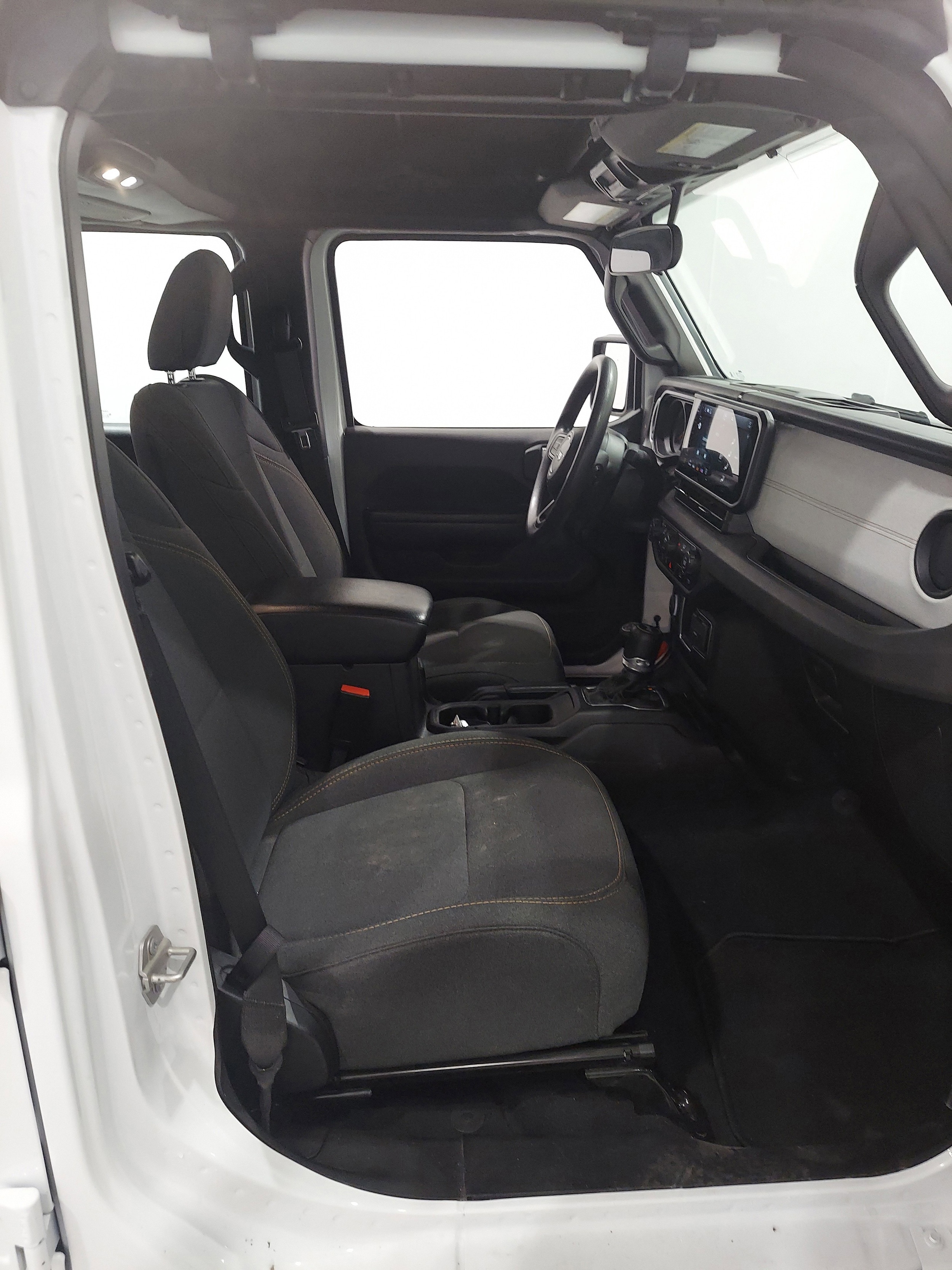 2024 Jeep Wrangler 4-Door Sport - Photo 16