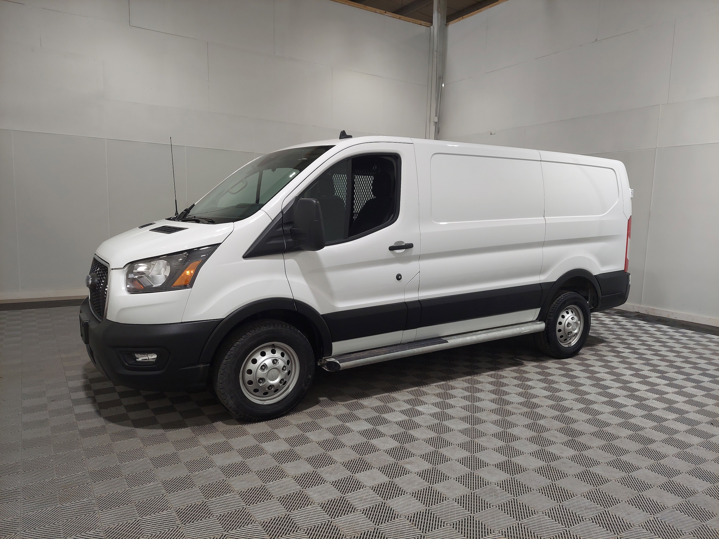 2023 Ford Transit Van Base's photo